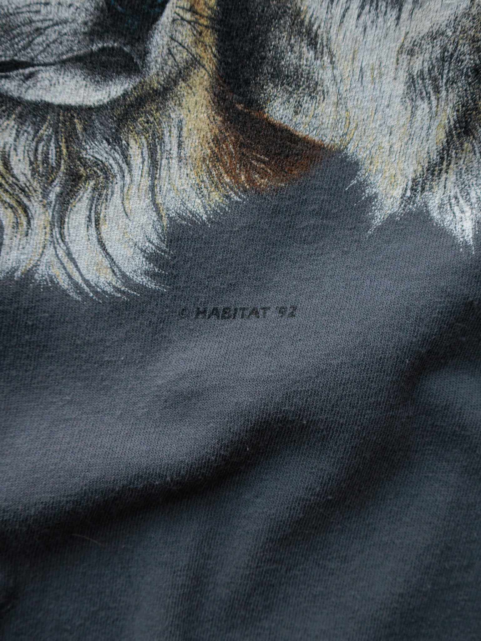 Vintage 1992 Grey Signal Sports Wolf Tee (L)