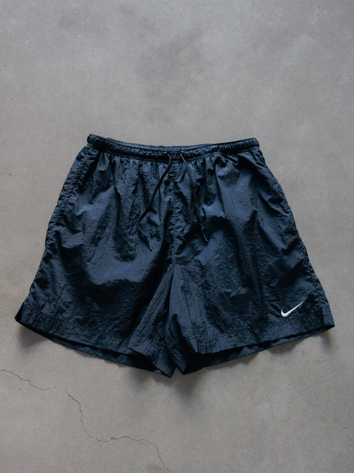 Vintage 00s Black Nike Swim Shorts (Women's L)