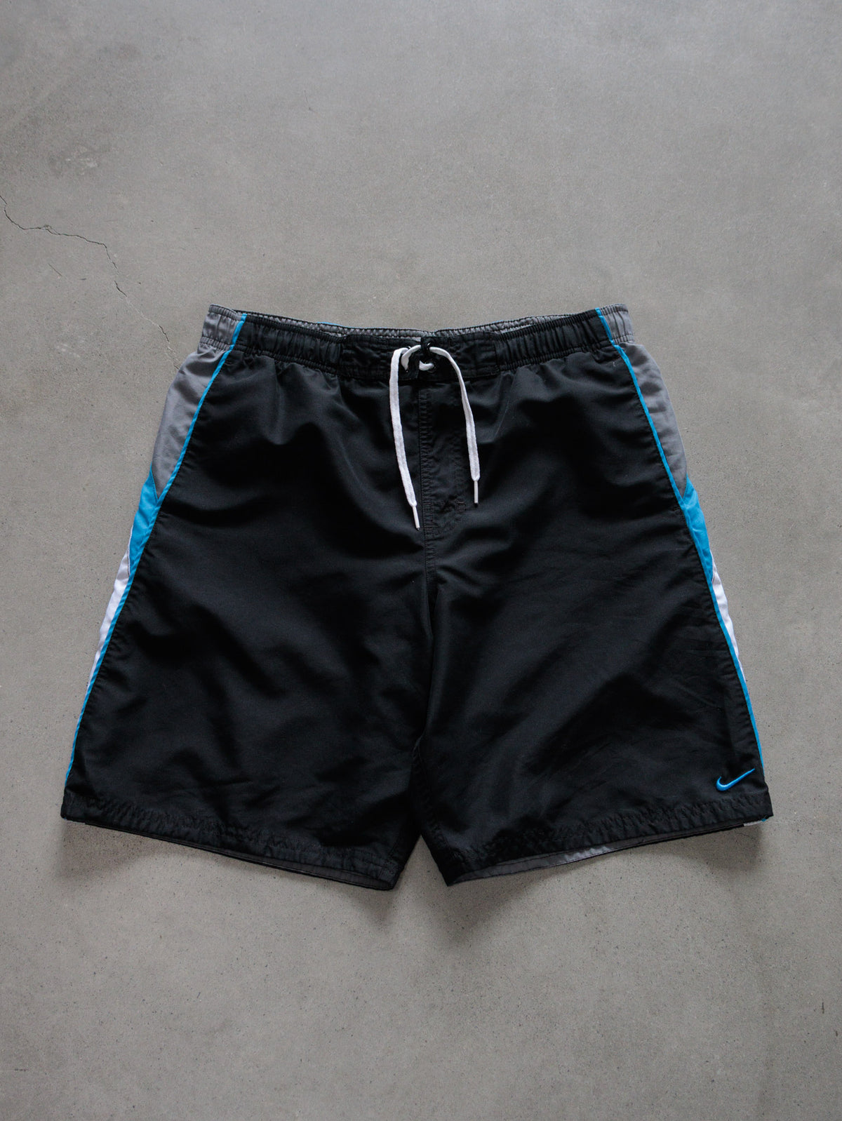 Vintage 00s Black Nike Swim Shorts (S)