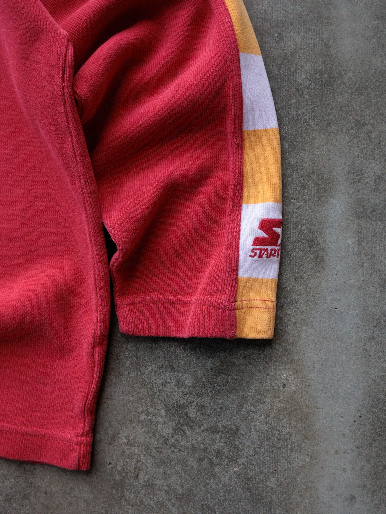 Vintage 90s Red Kansas City Chiefs Starter Sweatshirt (M)