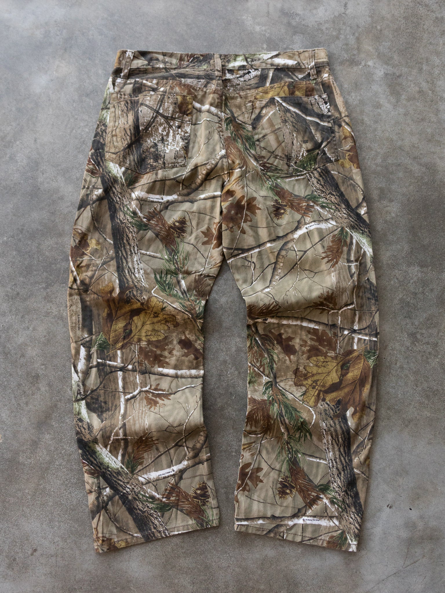 Vintage Realtree AP Camo Pants (W36)