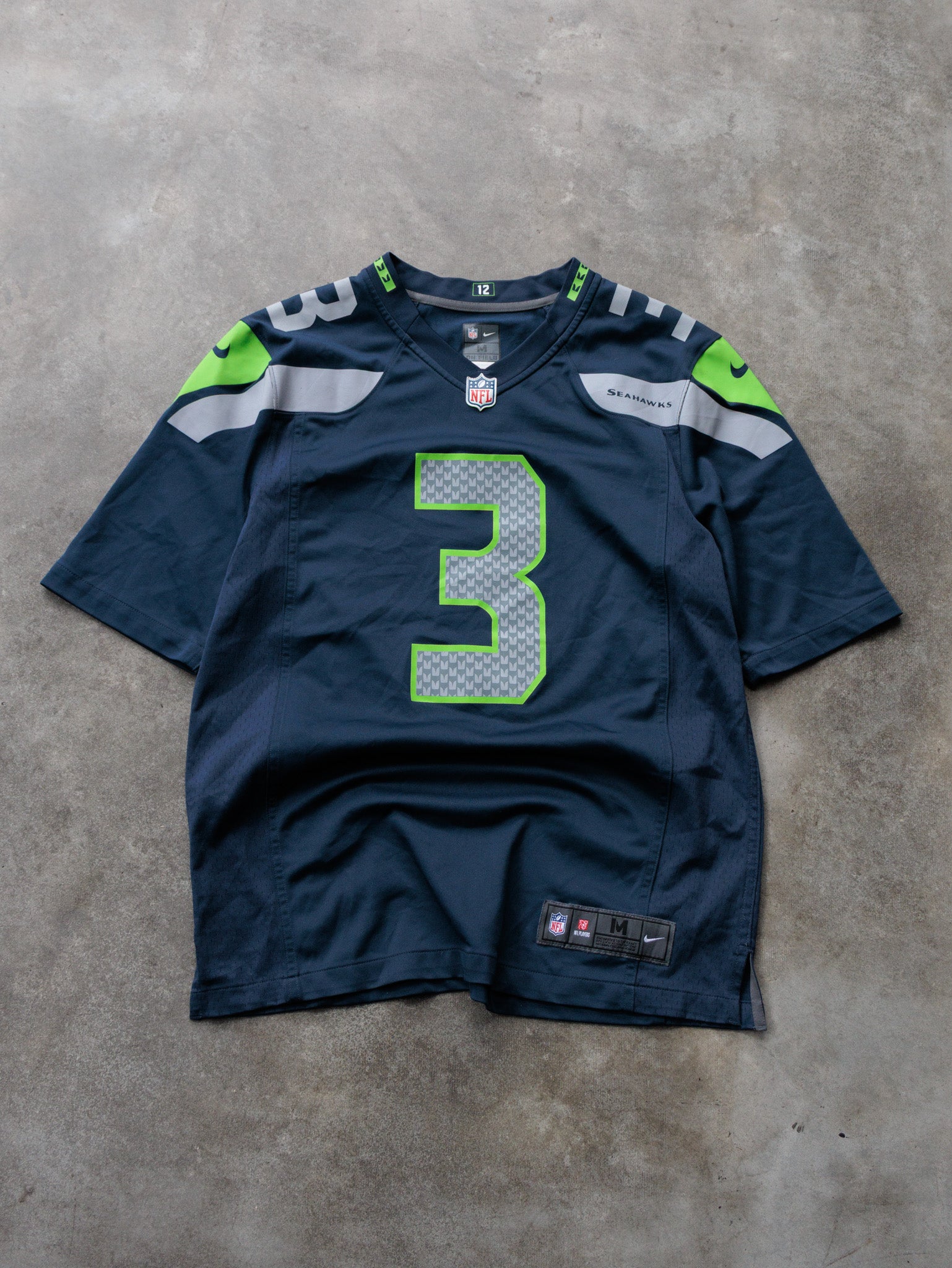 Vintage Navy Nike Seattle Seahawks Russell Wilson Jersey (M)