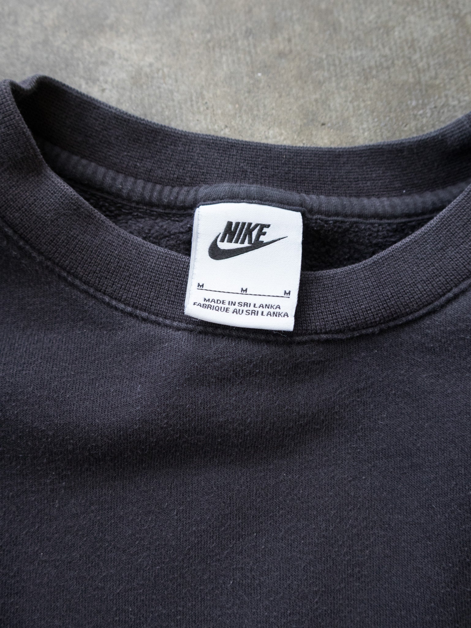 Vintage Black Nike Sweatshirt (M)