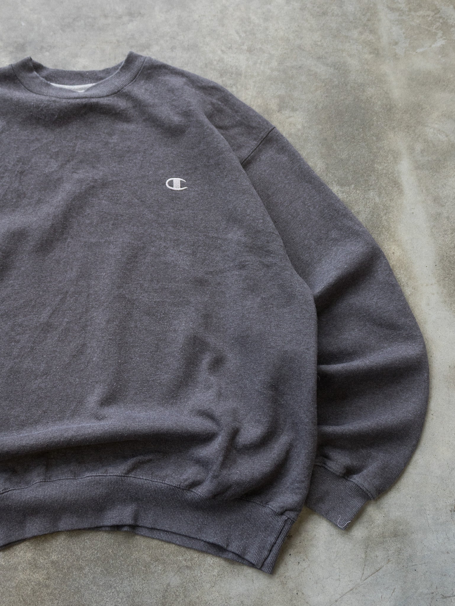 Vintage Grey Champion Sweatshirt (2XL)