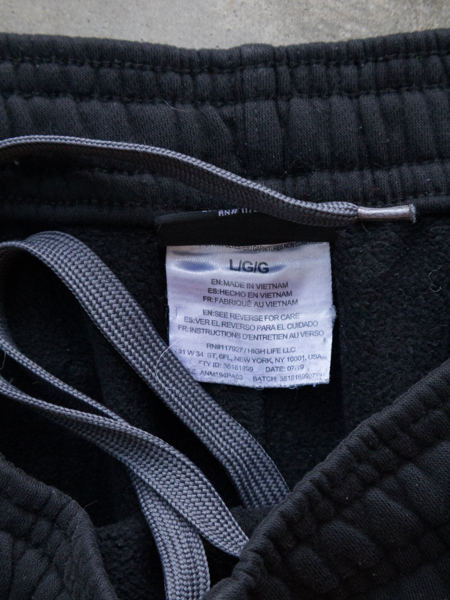 Vintage 00s Black AND1 Cargo Sweatpants (L)