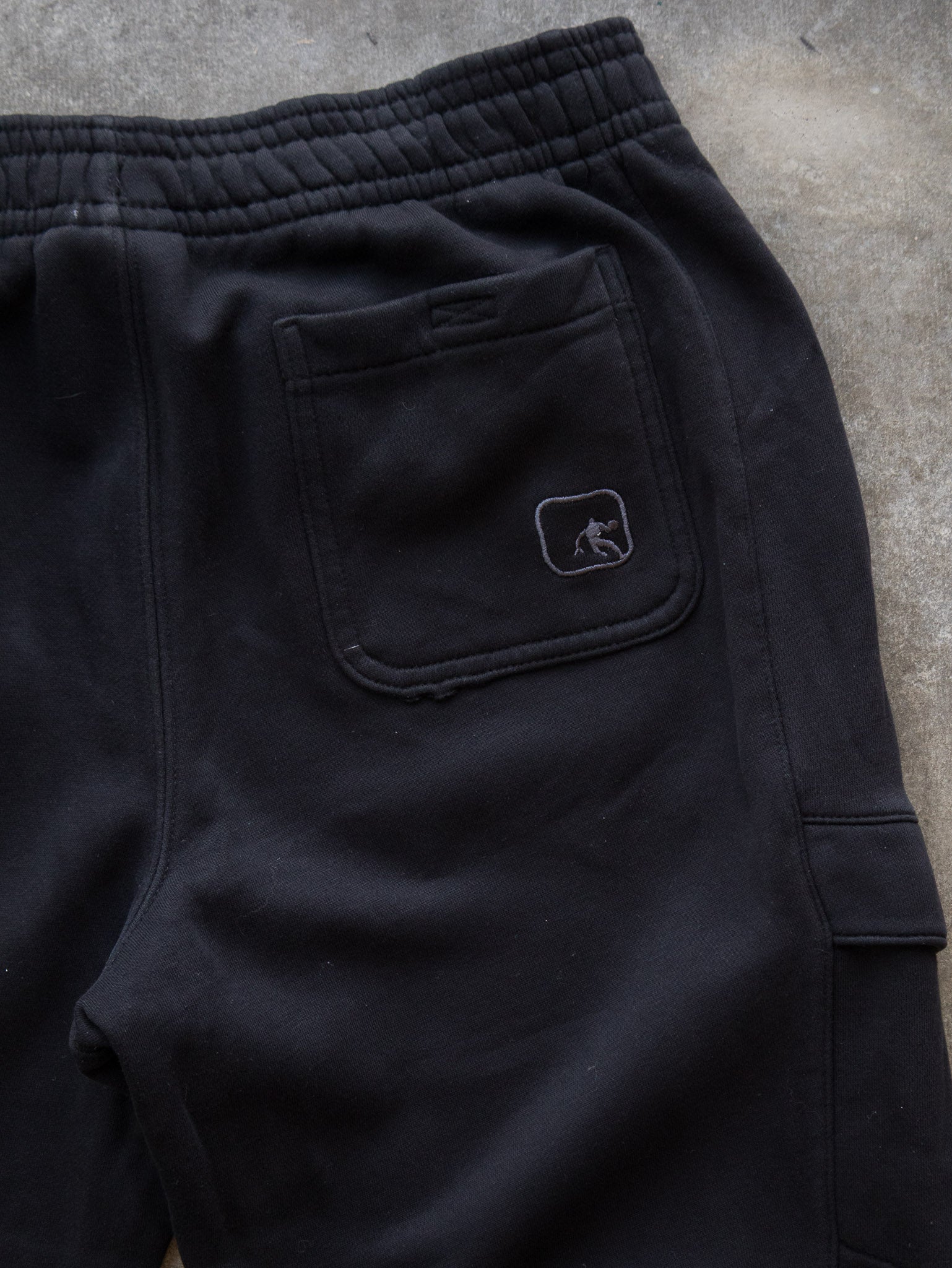 Vintage 00s Black AND1 Cargo Sweatpants (L)