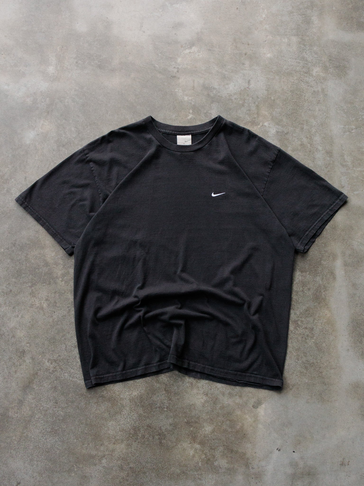Vintage 00s Black Nike Tee (XL)