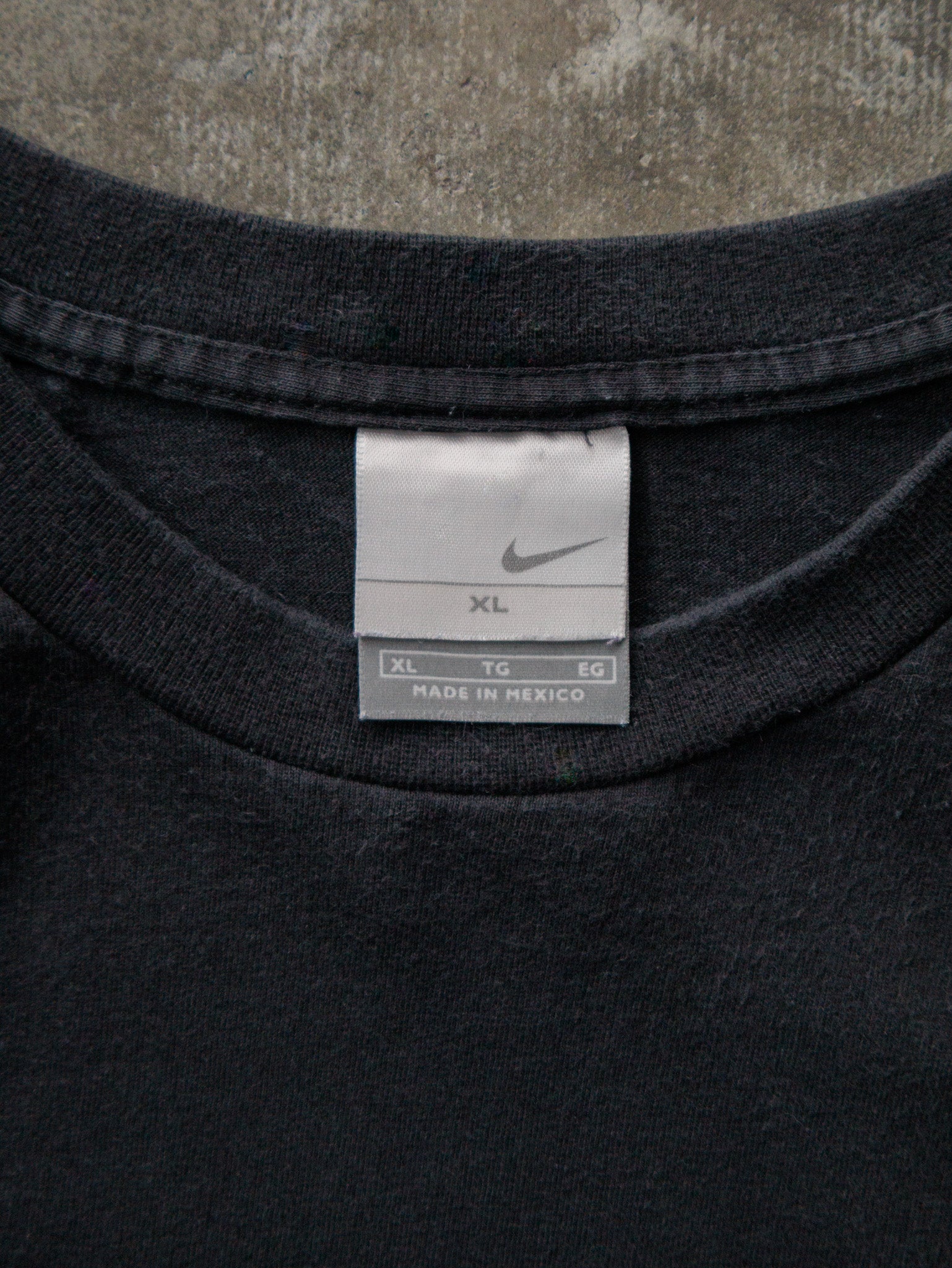 Vintage 00s Black Nike Tee (XL)