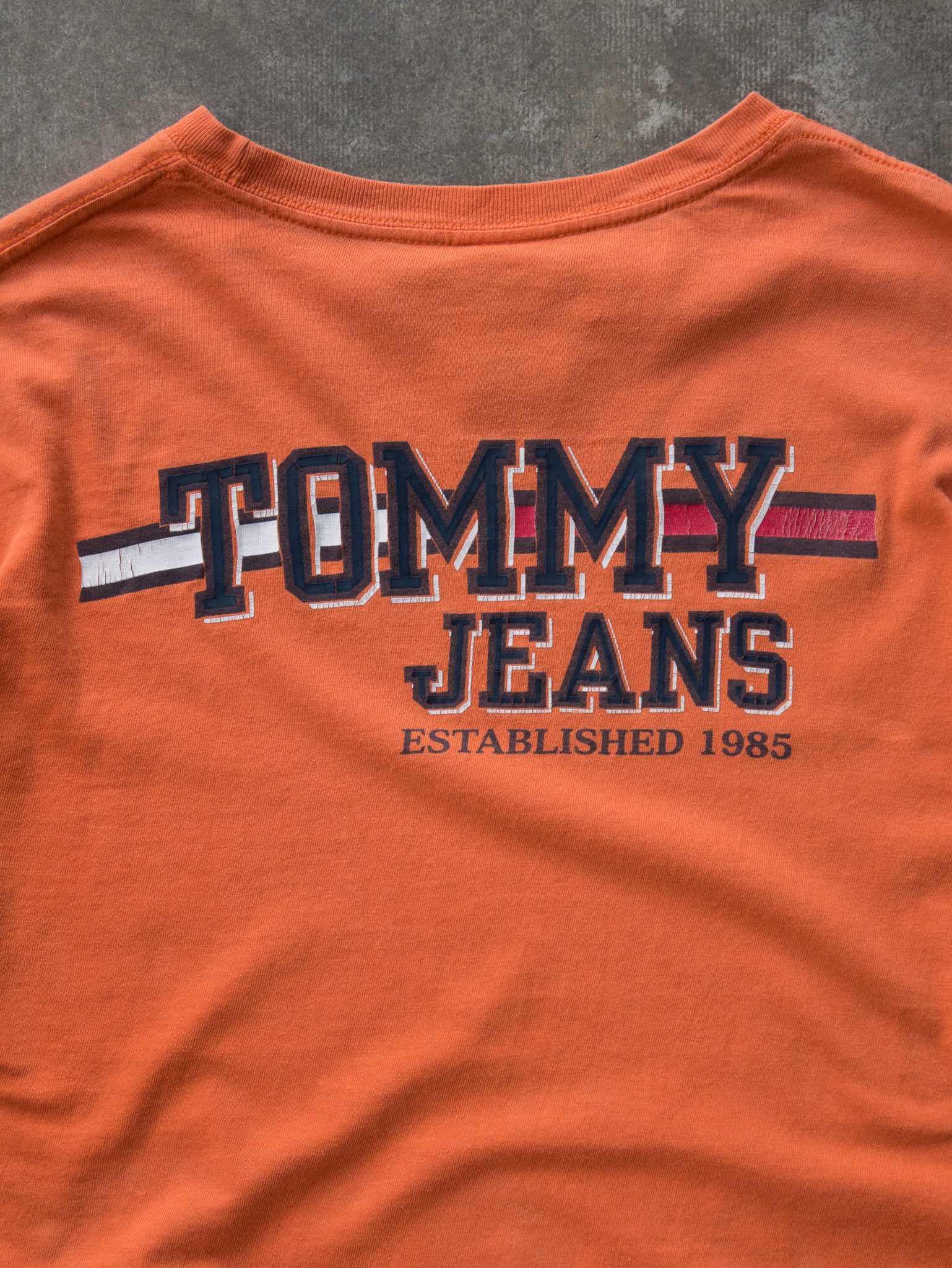 Vintage 00s Orange Tommy Jeans Spell Out Tee (M)