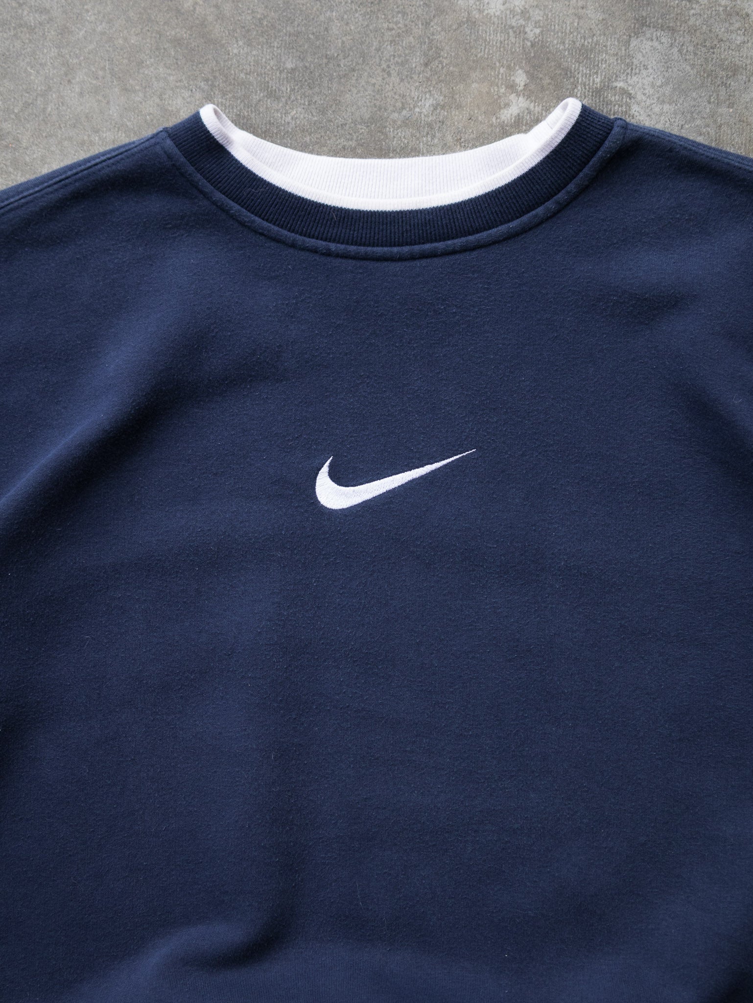 Vintage 00s Navy Nike Center Swoosh Sweatshirt (XL)