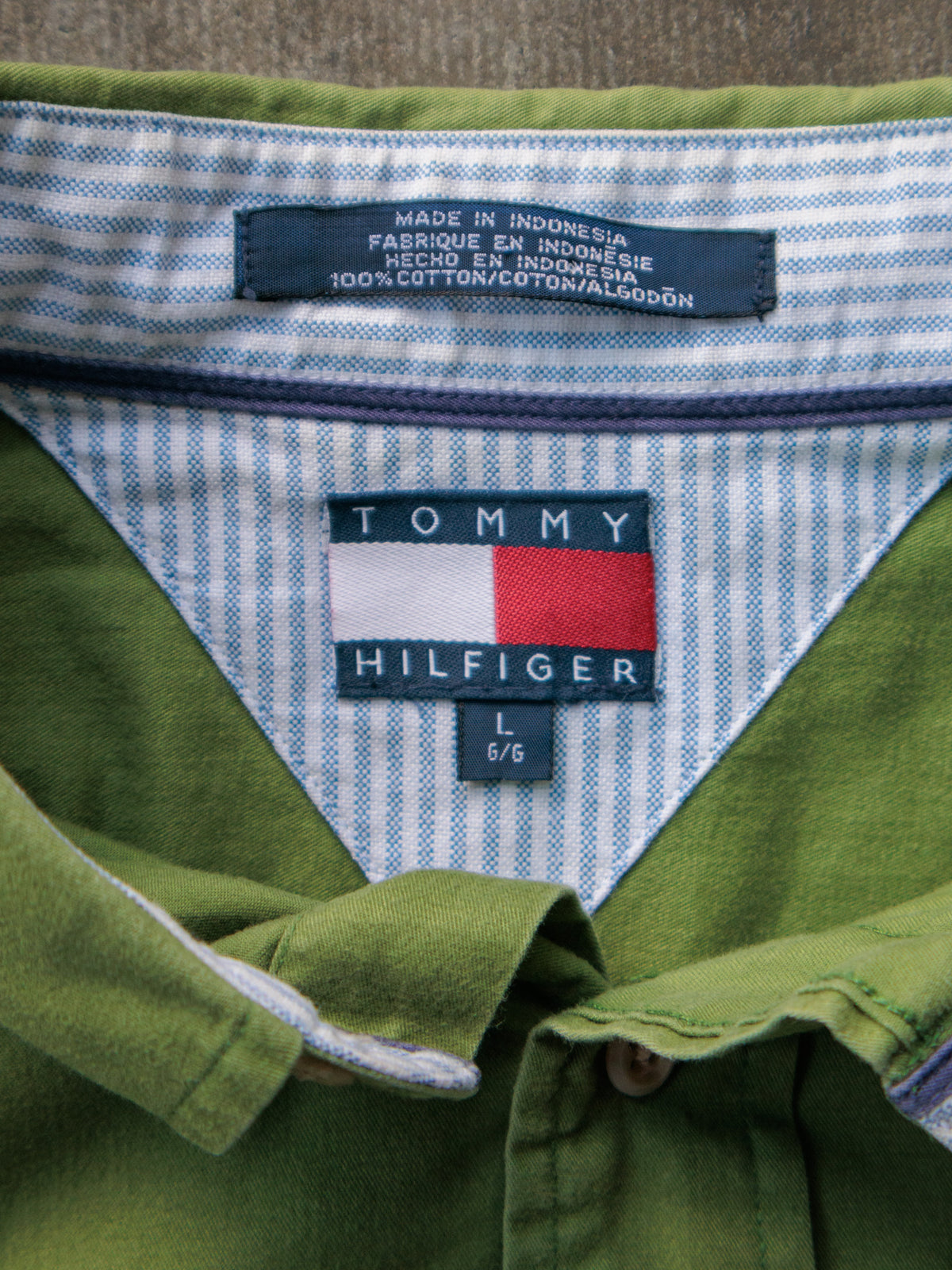 Vintage 00s Green Tommy Hilfiger Shirt (L)