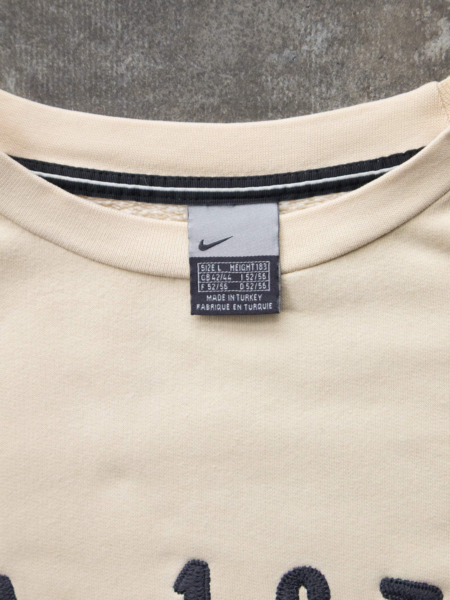 Vintage 00s Cream Nike Sweatshirt (L)