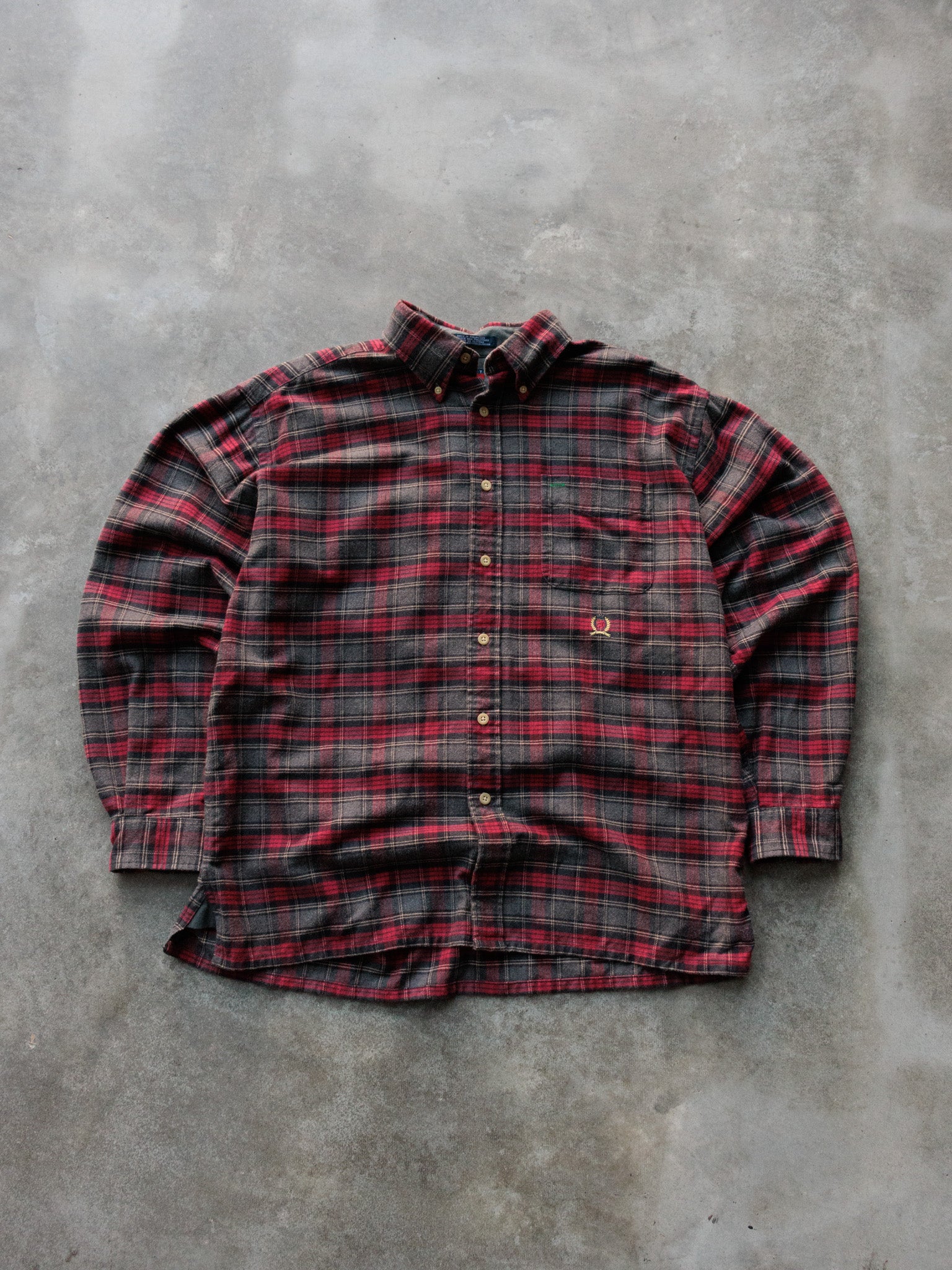Vintage 90s Red Plaid Tommy Hilfiger Flannel Shirt (L)
