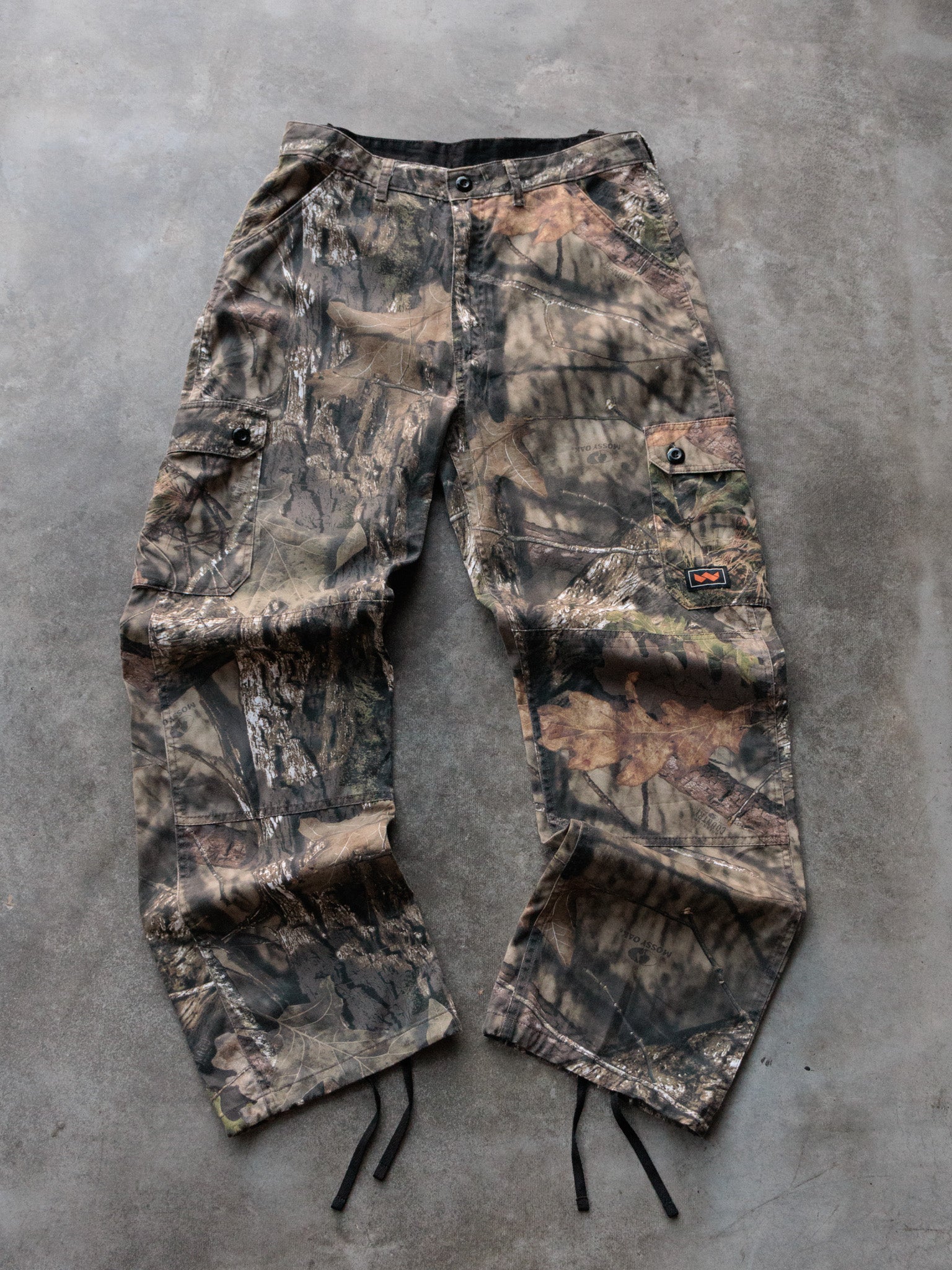 Brown Camo Walls Cargo Pants (L)