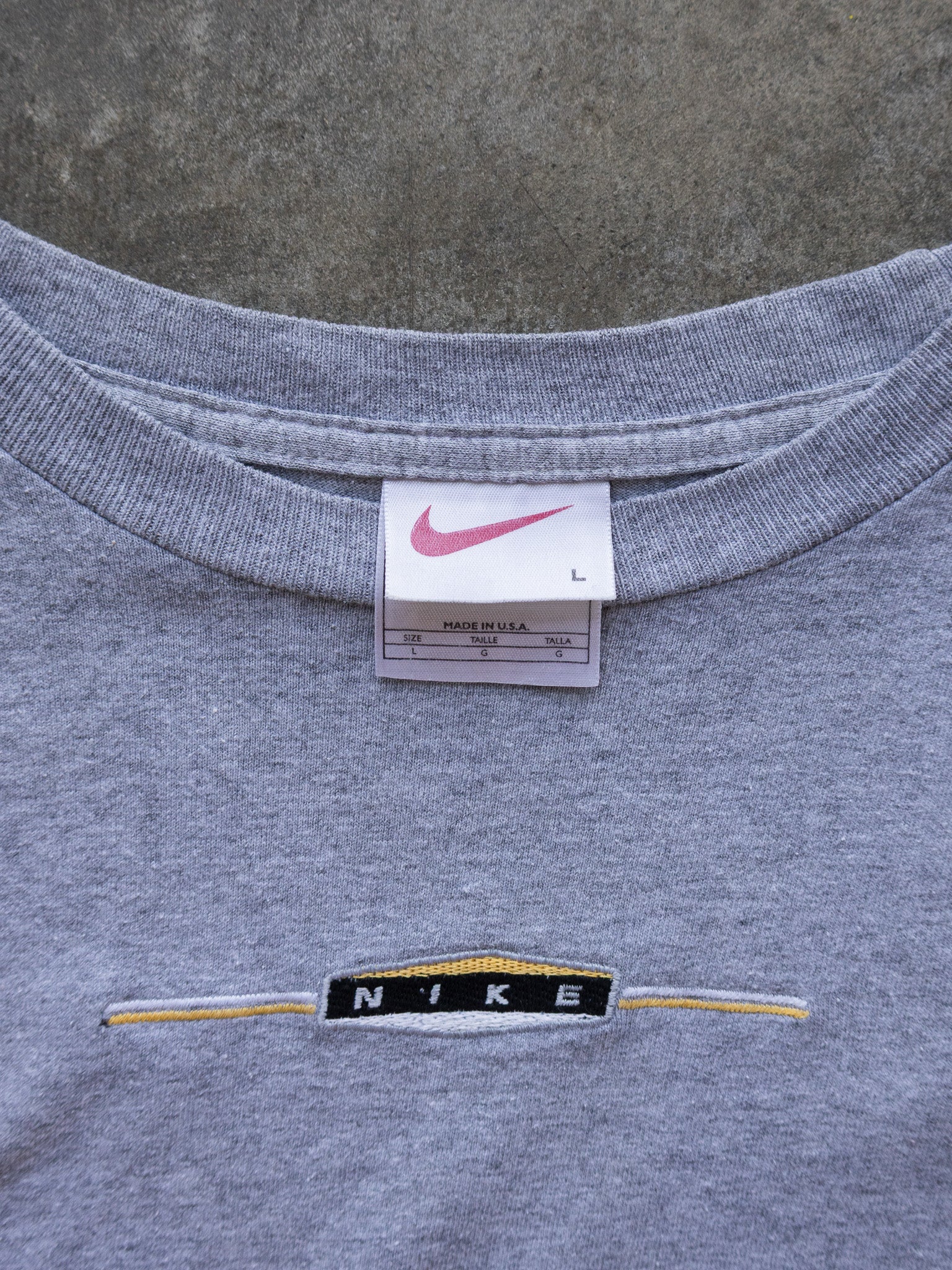 Vintage 90s Grey Nike Long Sleeve (L)