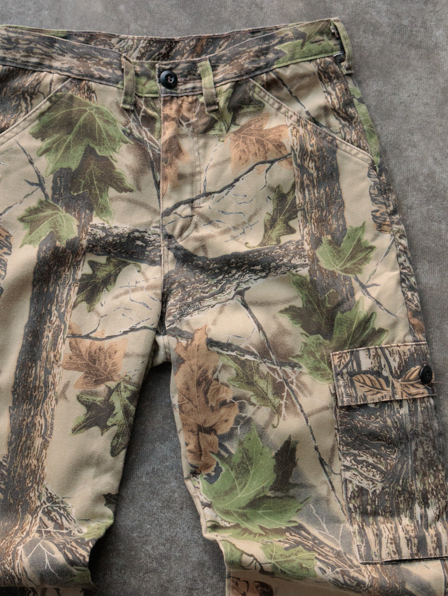 Vintage 90s Brown Realtree Camo Liberty Cargo Pants (S)