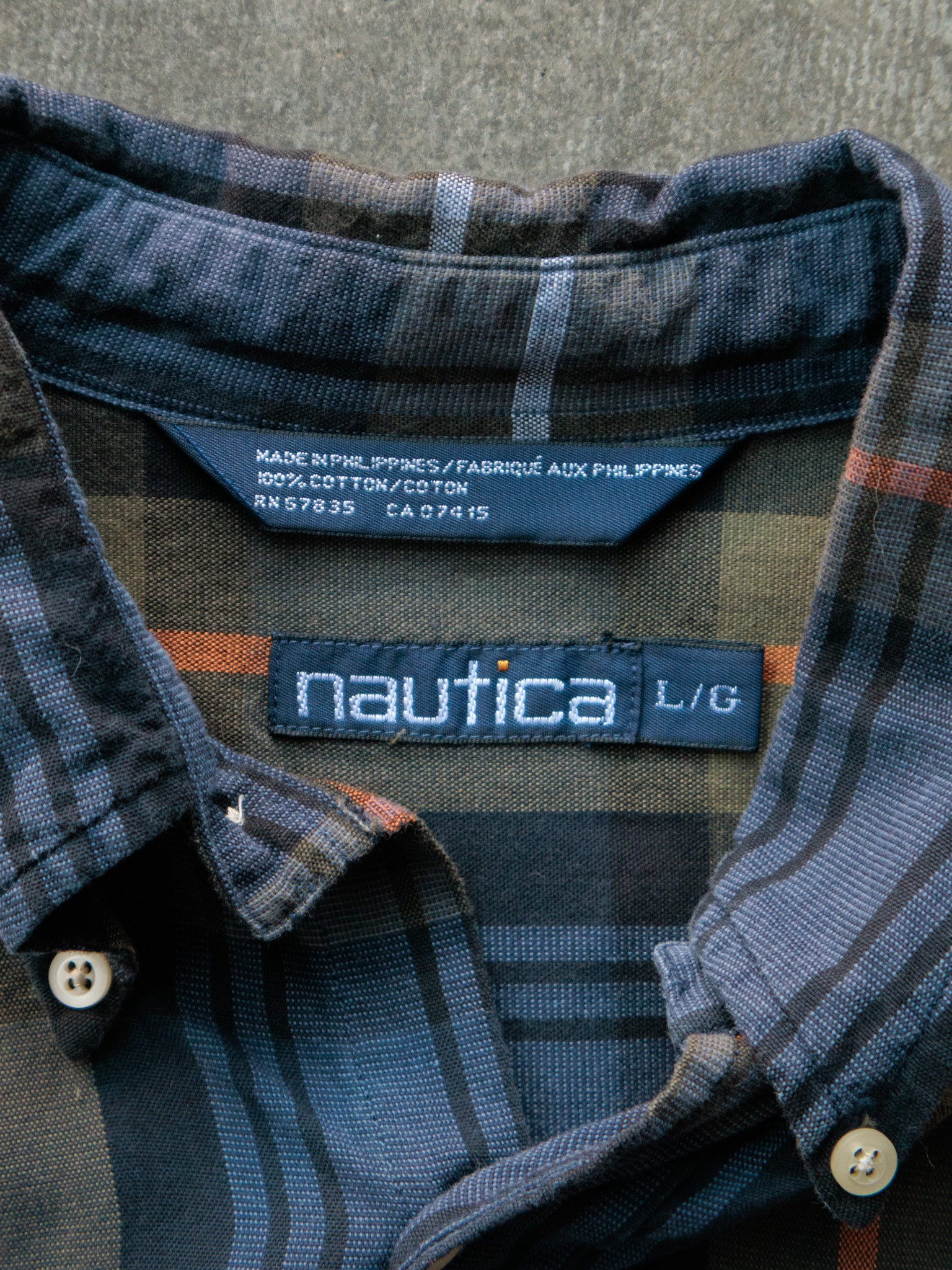 Vintage 00s Navy Plaid Nautica Shirt (L)
