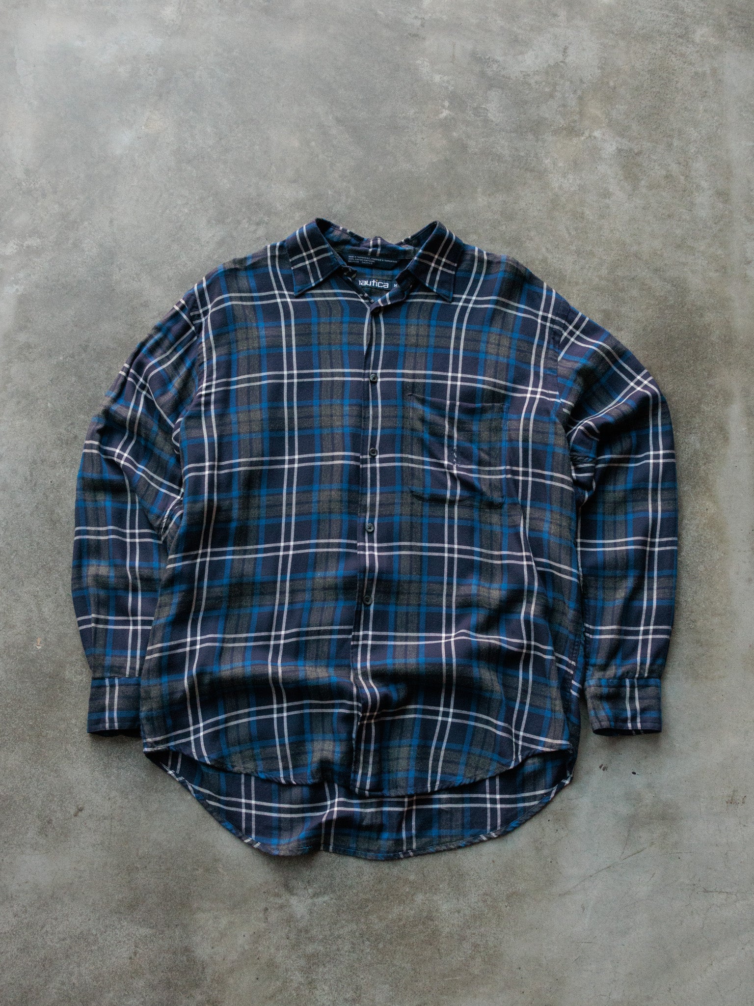 Vintage 90s Navy Plaid Nautica Shirt (M)