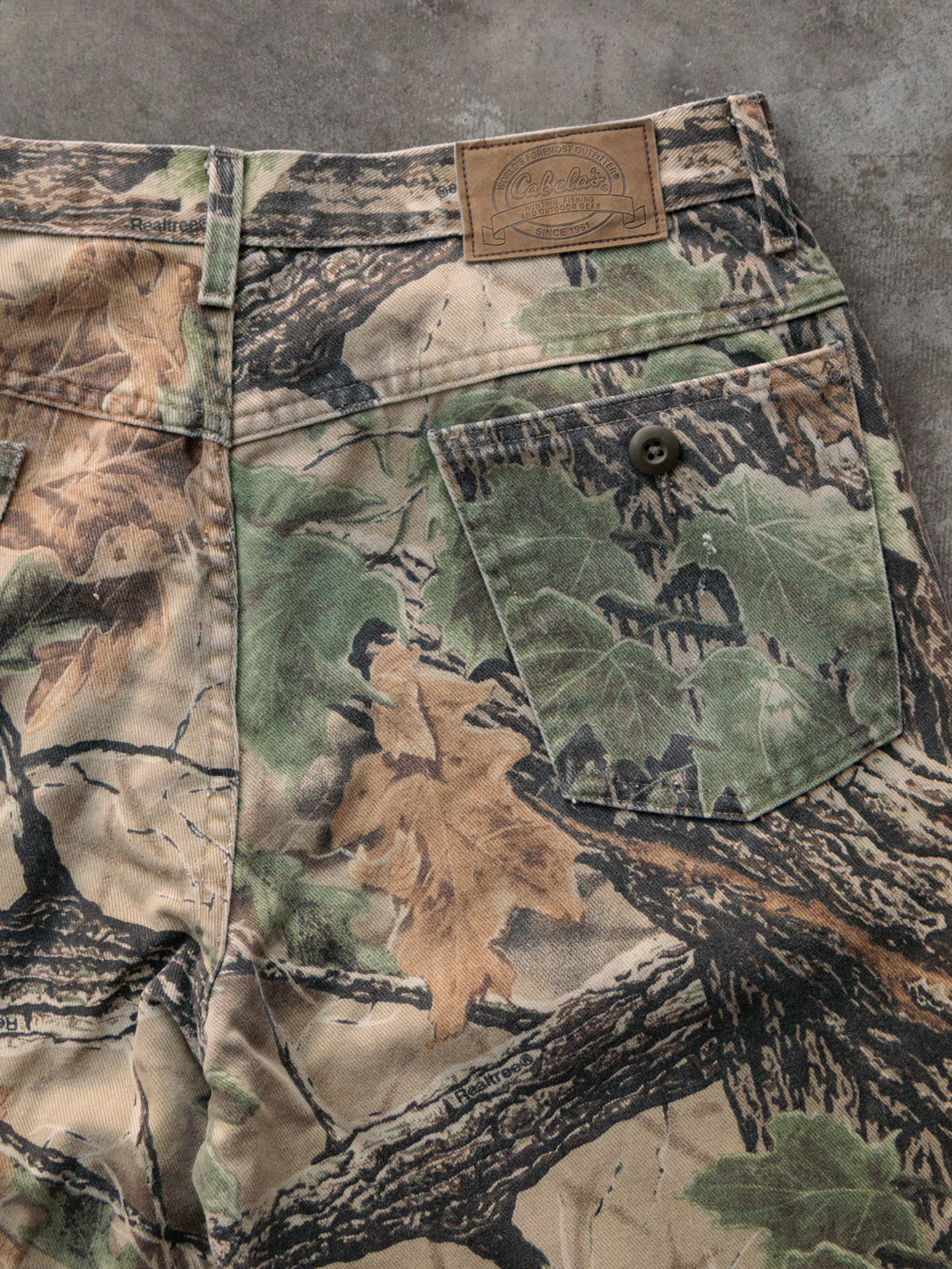 Vintage Brown Realtree Cabela's Pants (W36)
