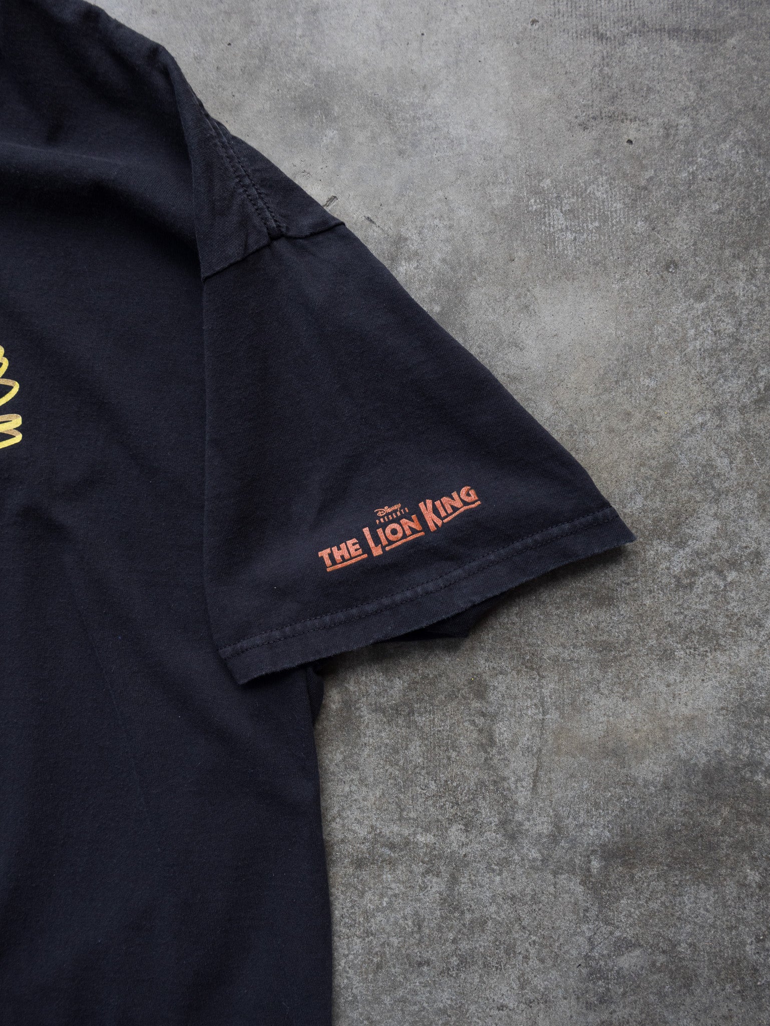 Vintage 90s Black Lion King Scar I'm Surrounded By Idiots Tee (L)