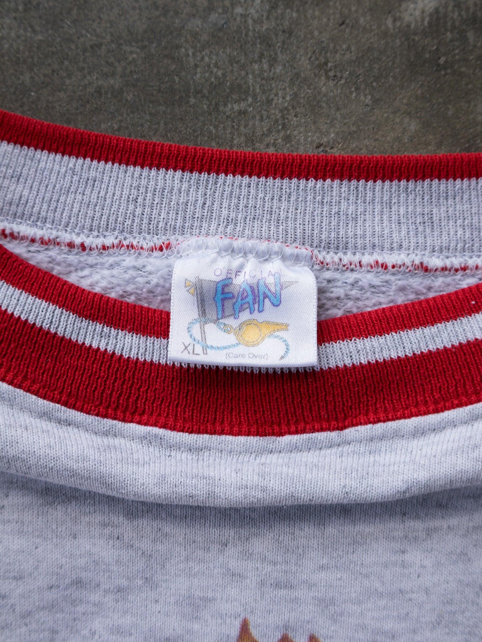 Vintage 90s Grey Chicago Bulls Sweatshirt (XL)