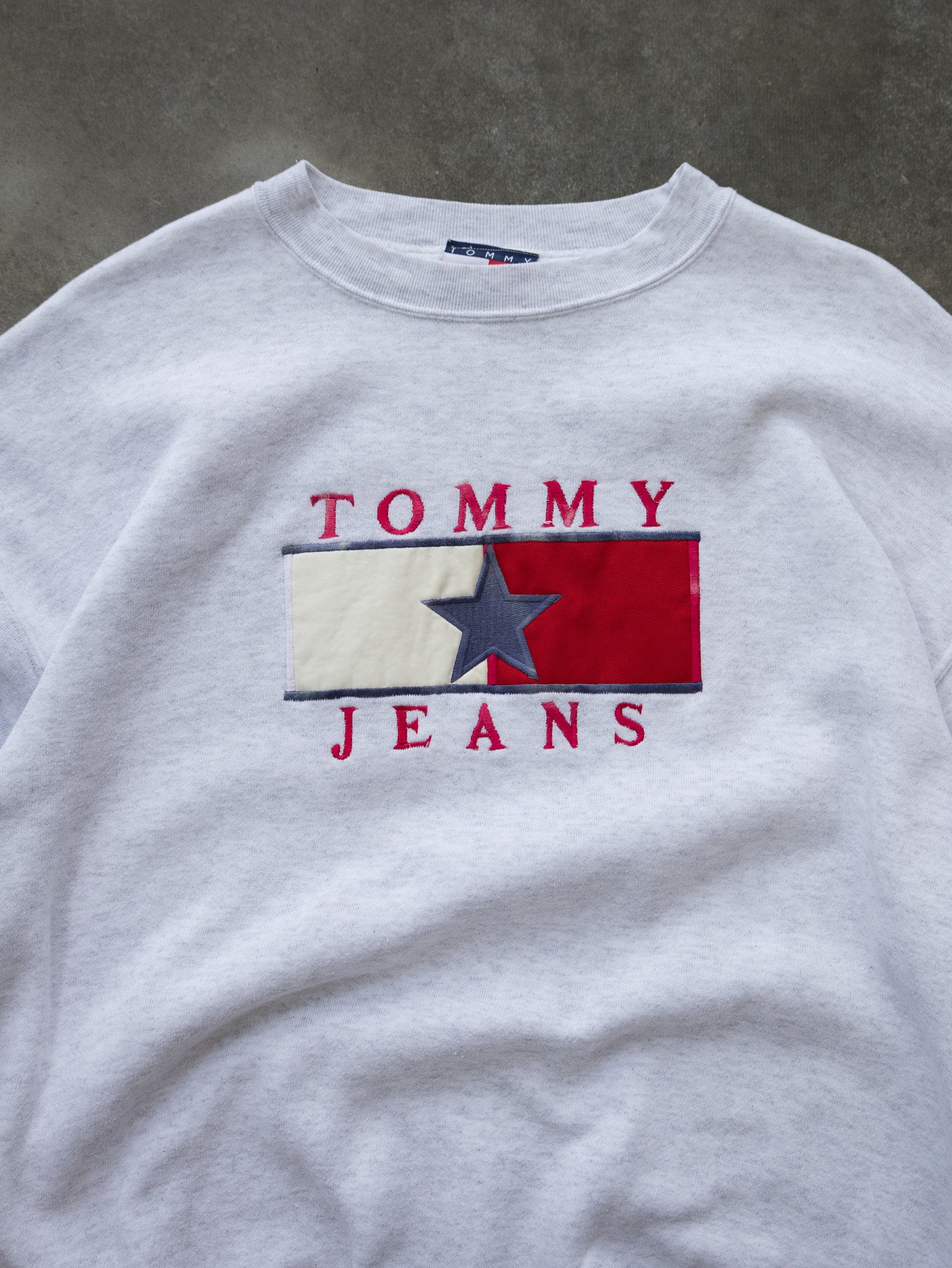 Vintage Grey Tommy Jeans Sweatshirt (XL)