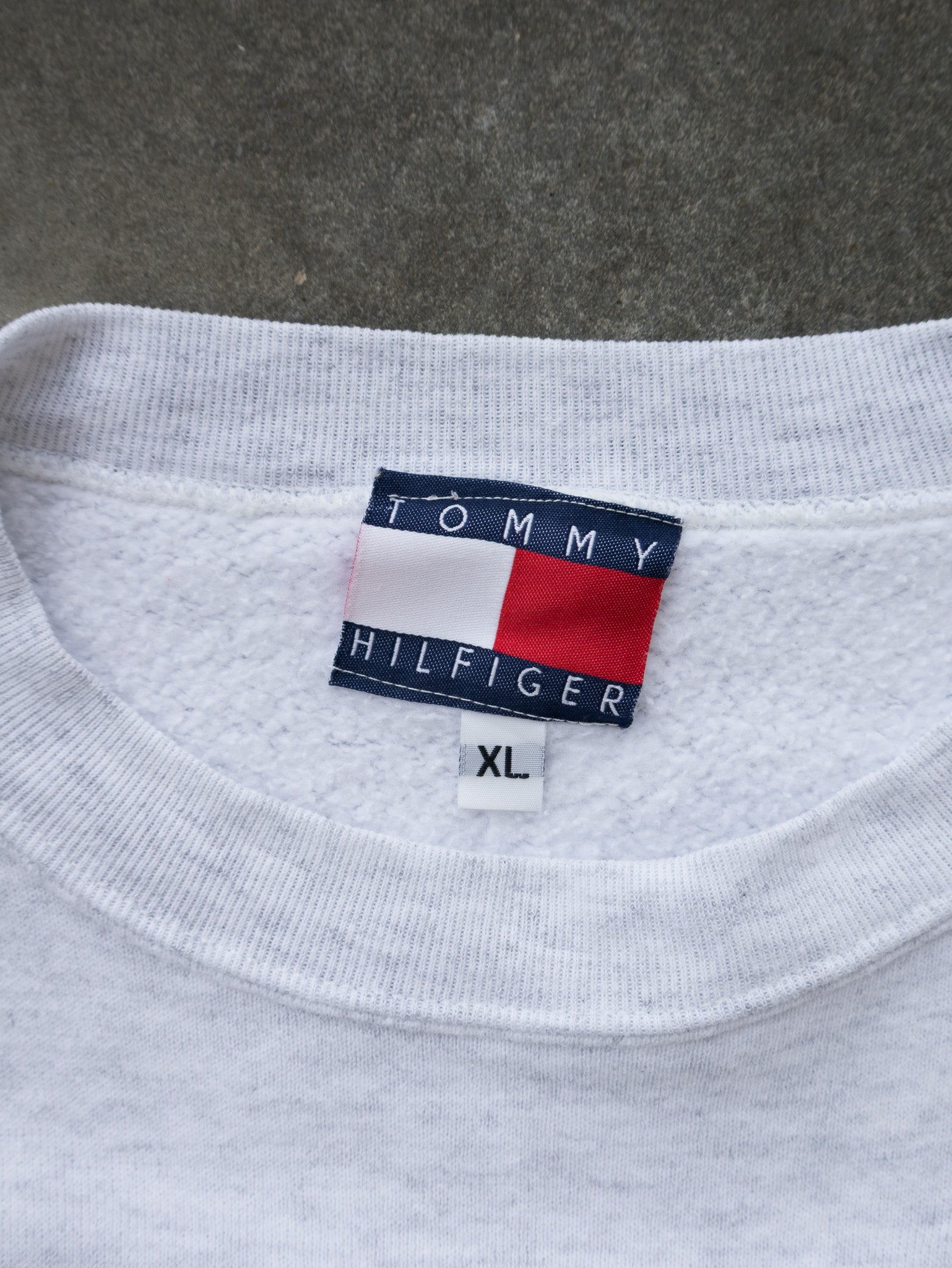 Vintage Grey Tommy Jeans Sweatshirt (XL)