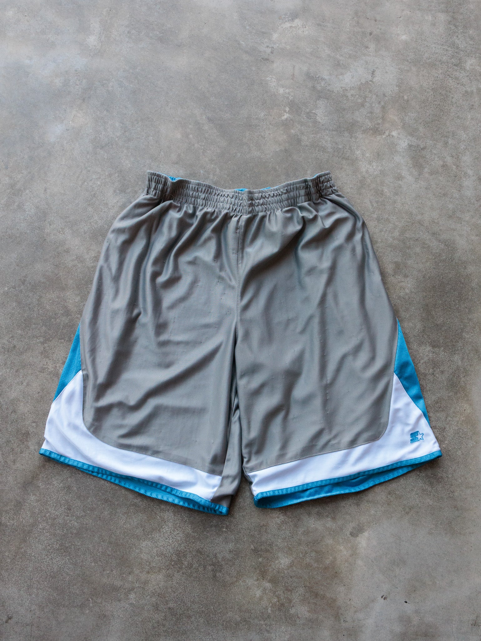 Vintage 90s Blue & Grey Starter Mesh Shorts (-)