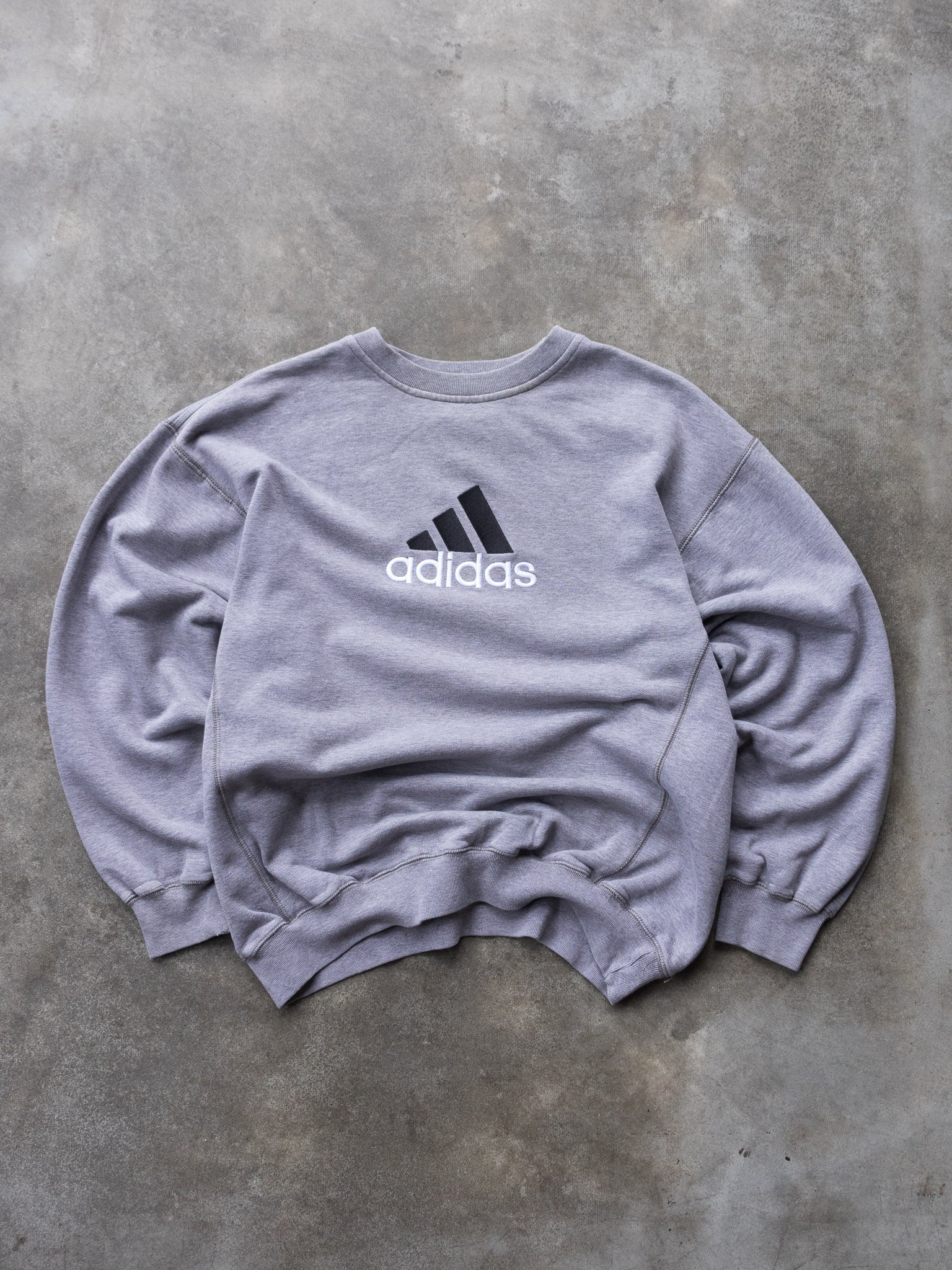 Vintage 00s Grey Adidas Sweatshirt (M)