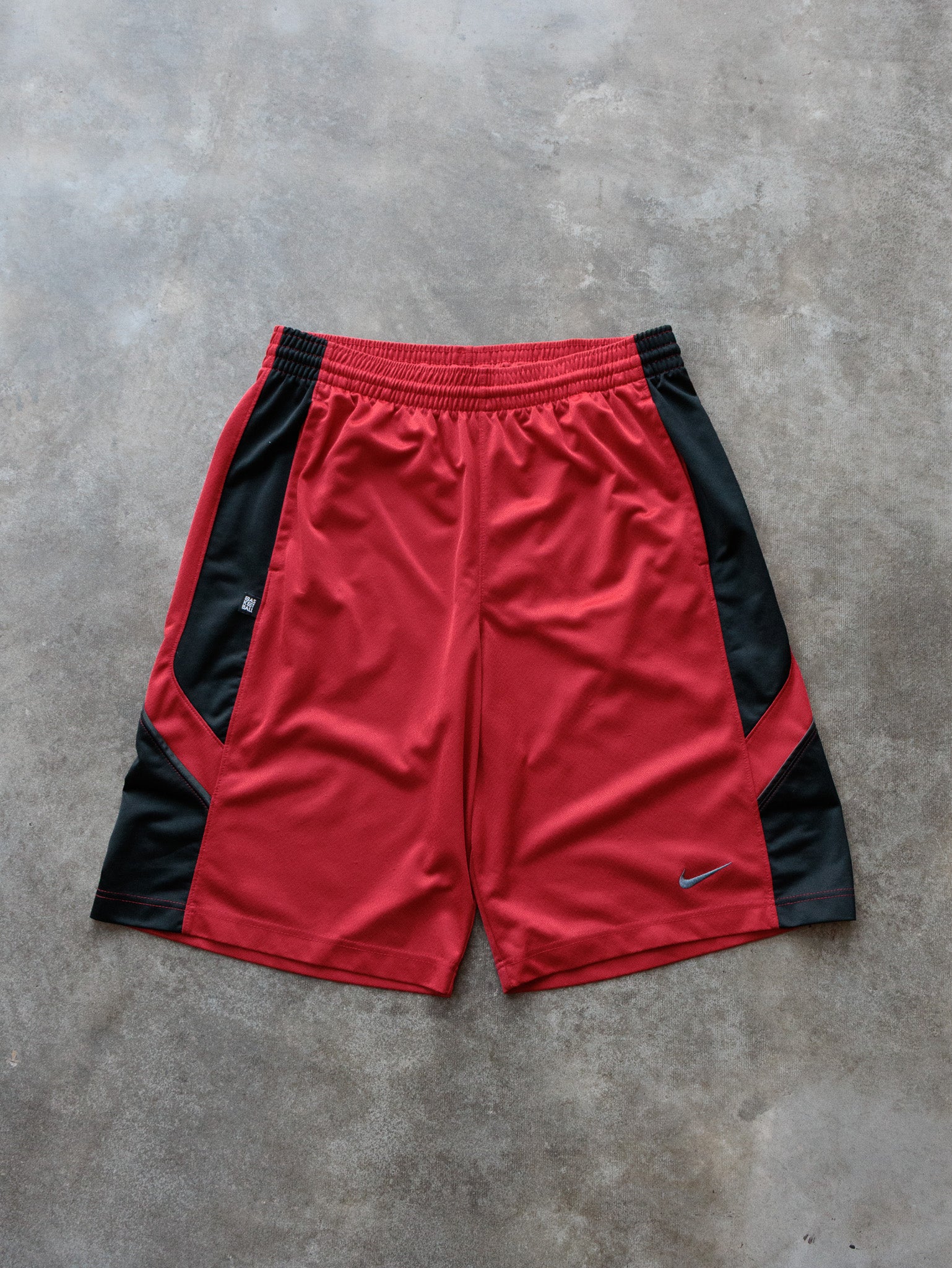 Vintage Red Nike Basketball Shorts (L)