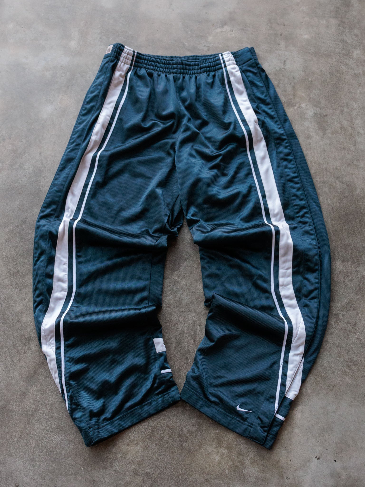 Vintage 00s Green Nike Snap Track Pants (L)