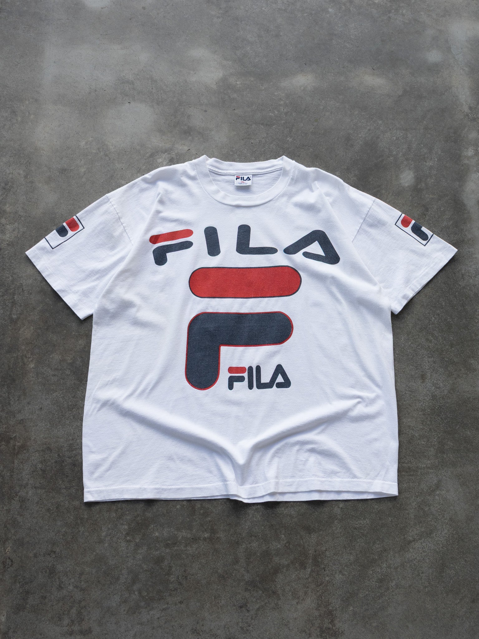 Vintage 90s Fila Logo Tee (XL)