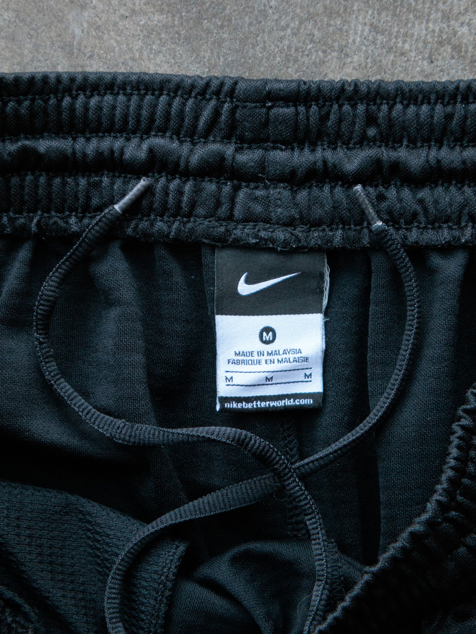 Vintage 00s Black Nike Shorts (M)