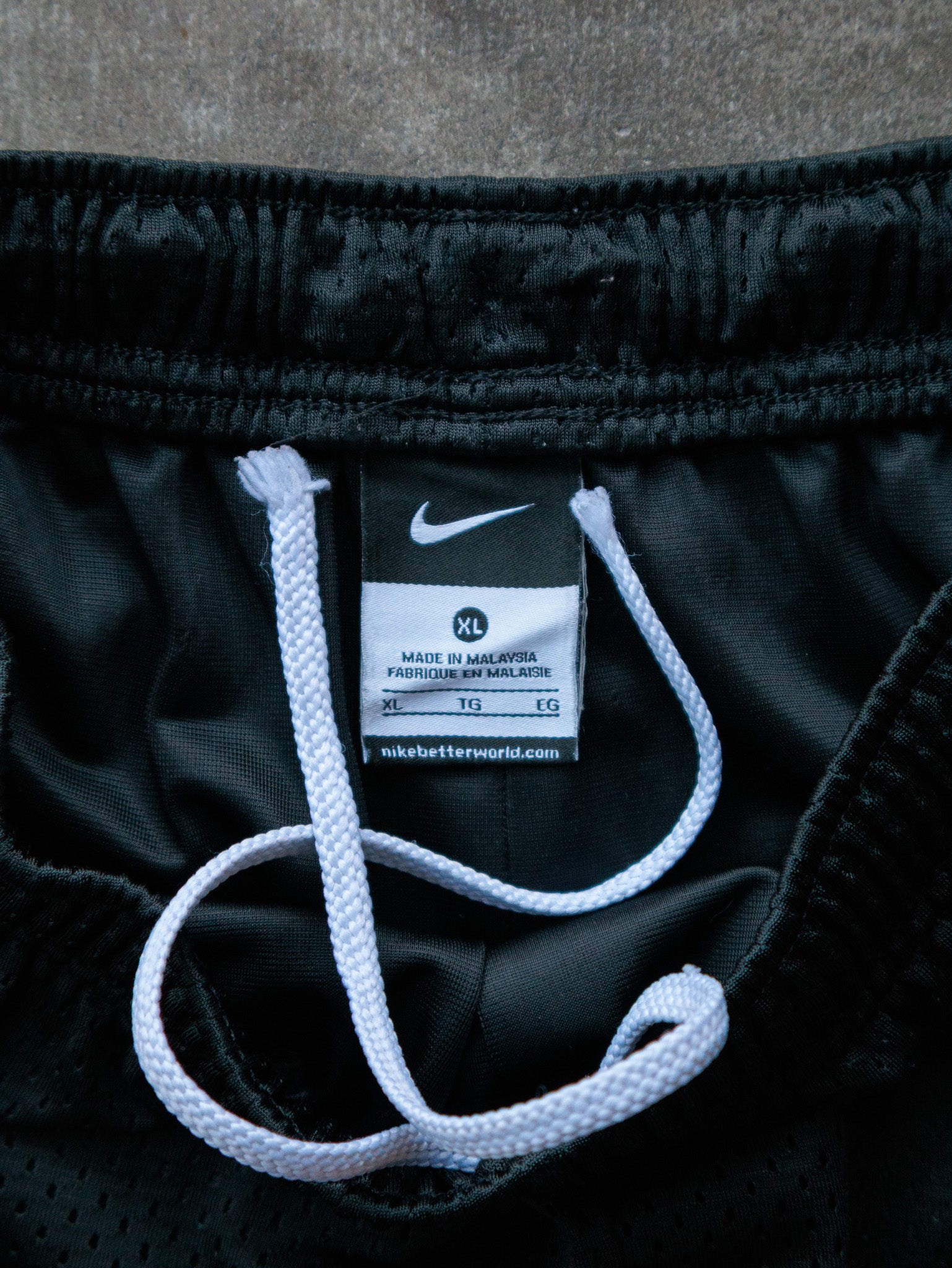 Vintage Green Nike Mesh Shorts (XL)