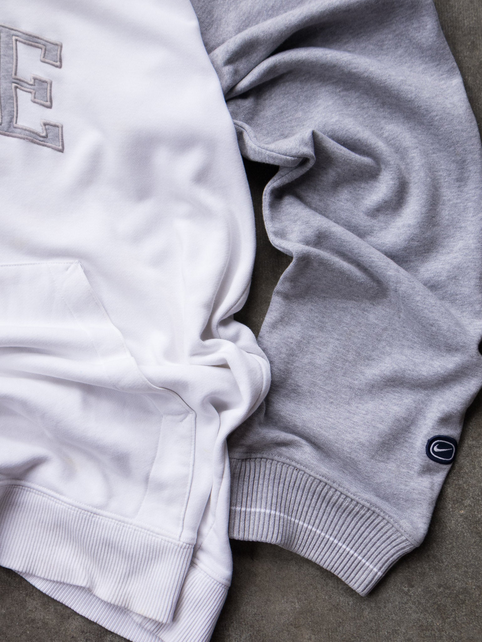 Vintage 00s White & Grey Nike Hoodie (XL)