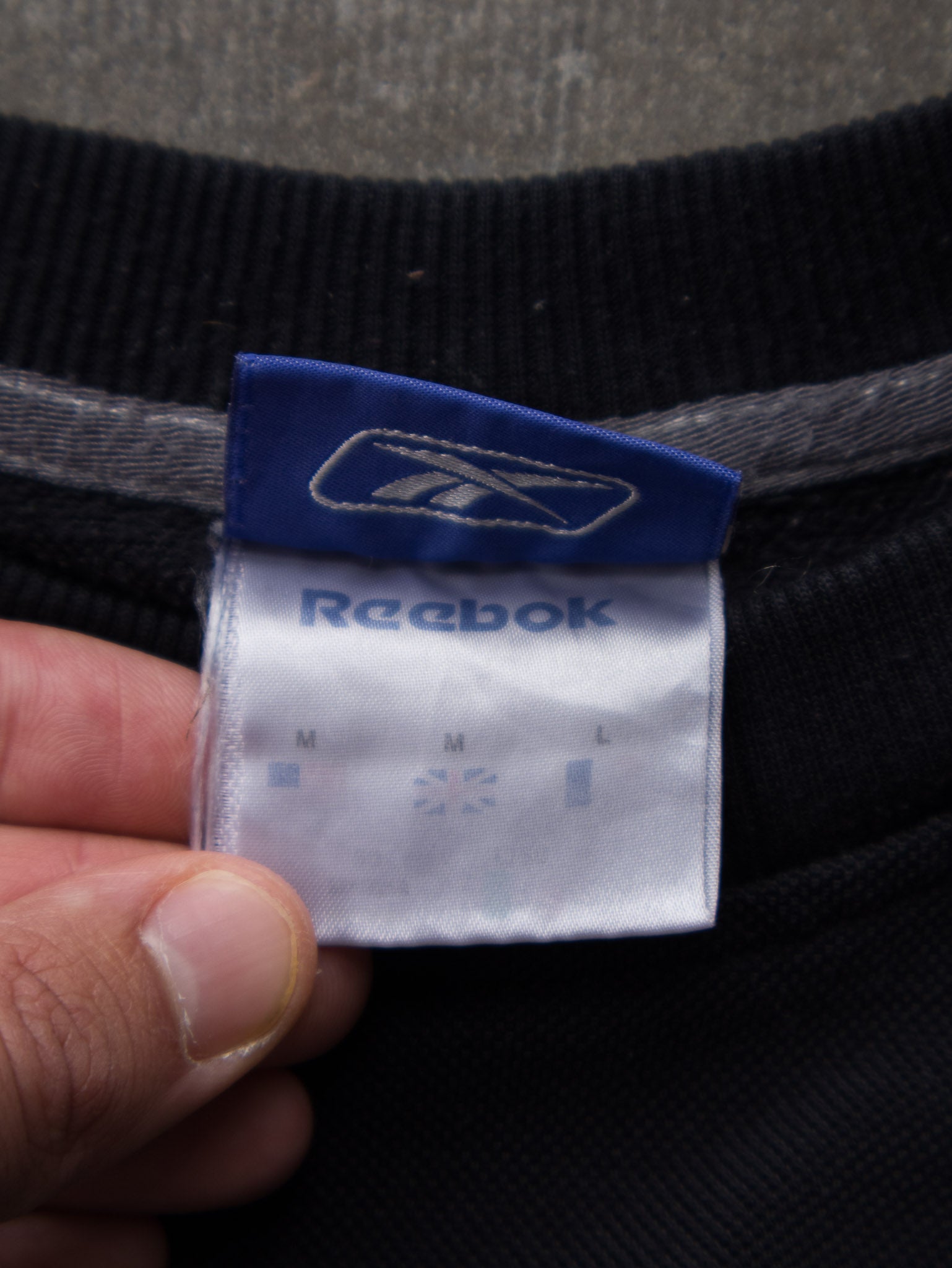 Vintage 00s Black Reebok Sweatshirt (M)