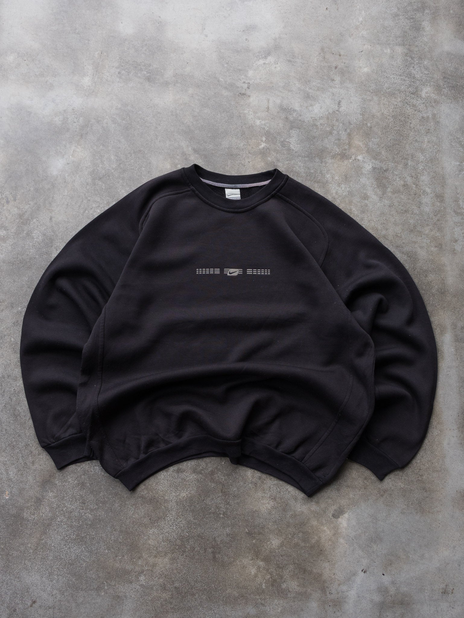 Vintage 00s Black Nike Graphic Sweatshirt (2XL)