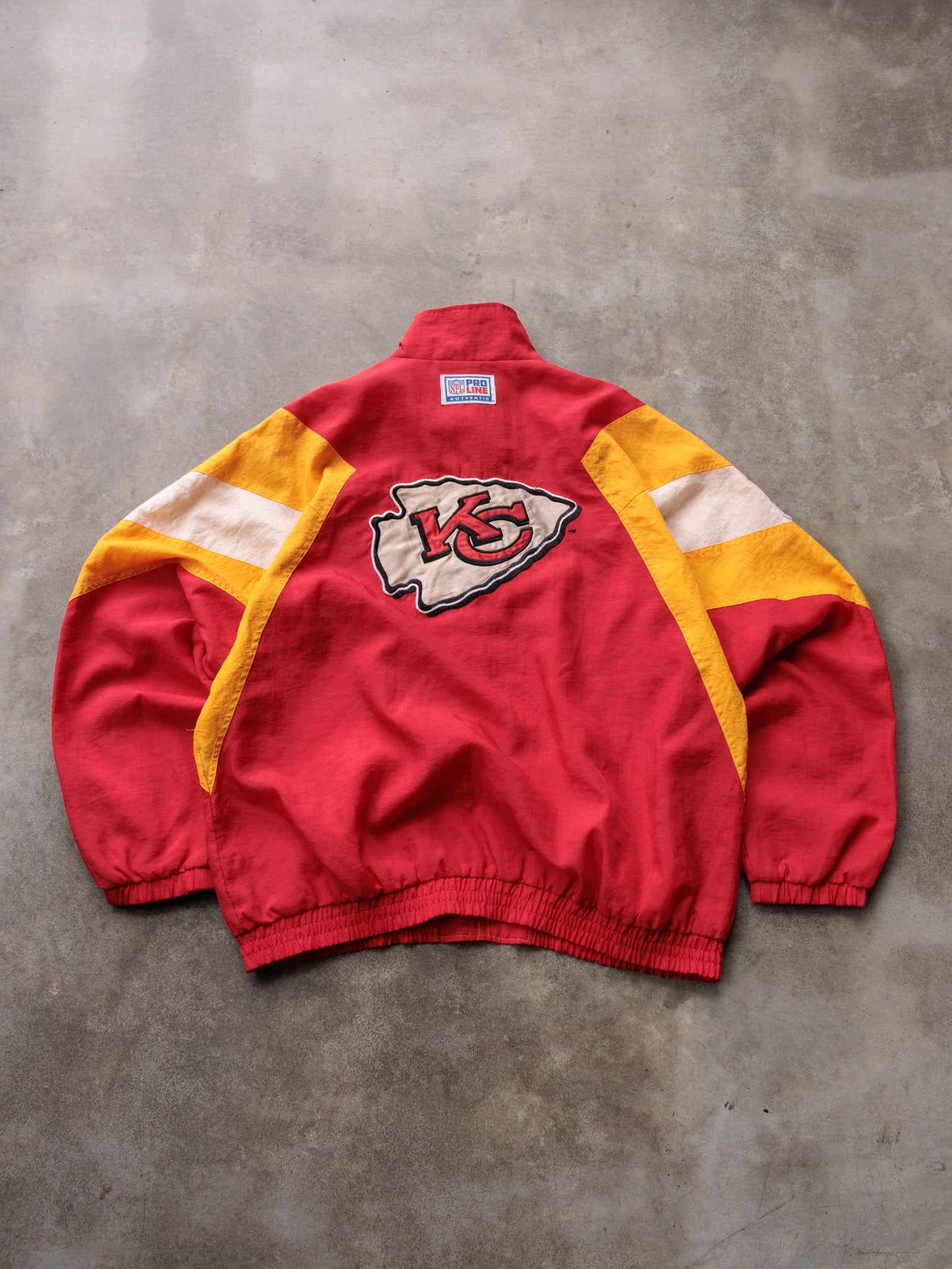 Vintage 90s Red Reebok Kansas City Chiefs Colourblock Windbreaker (XL)
