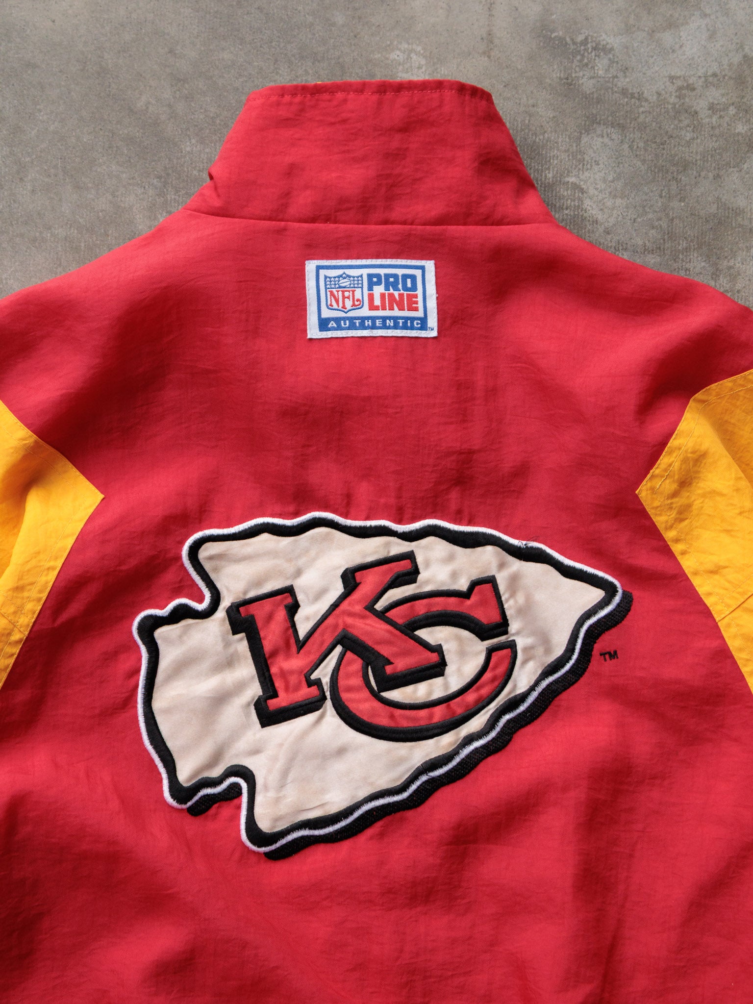 Vintage 90s Red Reebok Kansas City Chiefs Colourblock Windbreaker (XL)