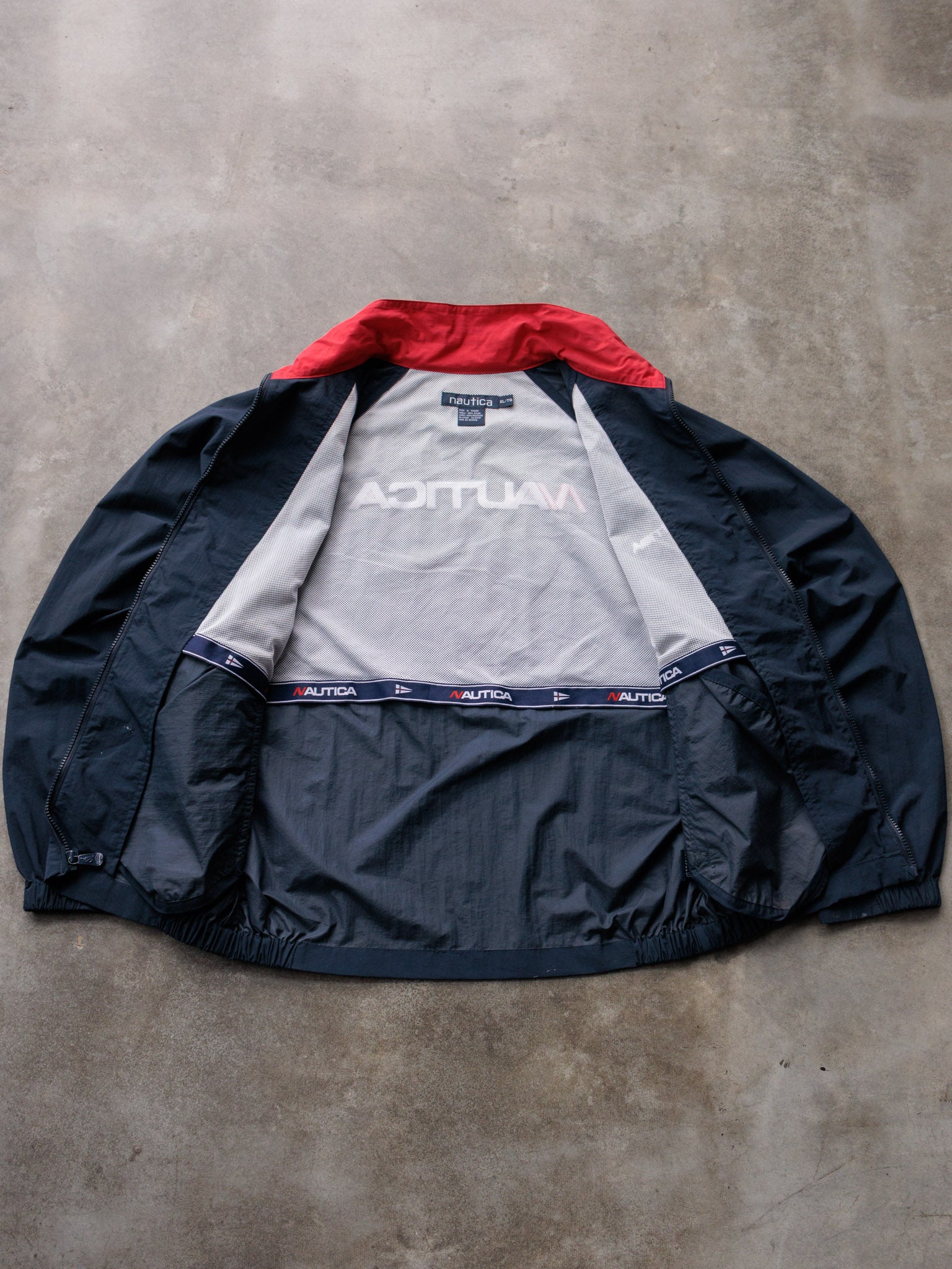 Vintage 1997 Navy Nautica Challenge Windbreaker (XL)