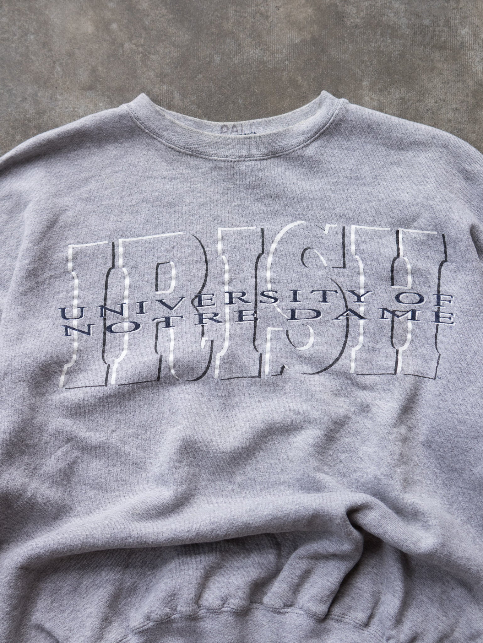 Vintage 90s University of Notre Dame Sweatshirt (L)