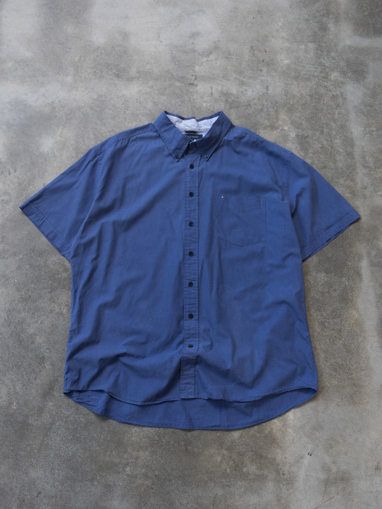 Vintage Tommy Hilfiger Blue Short Sleeve Shirt (2XL)