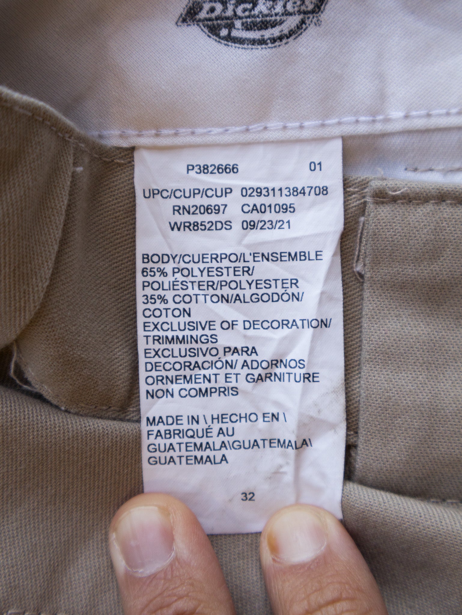 Tan Dickies Work Shorts (W32)