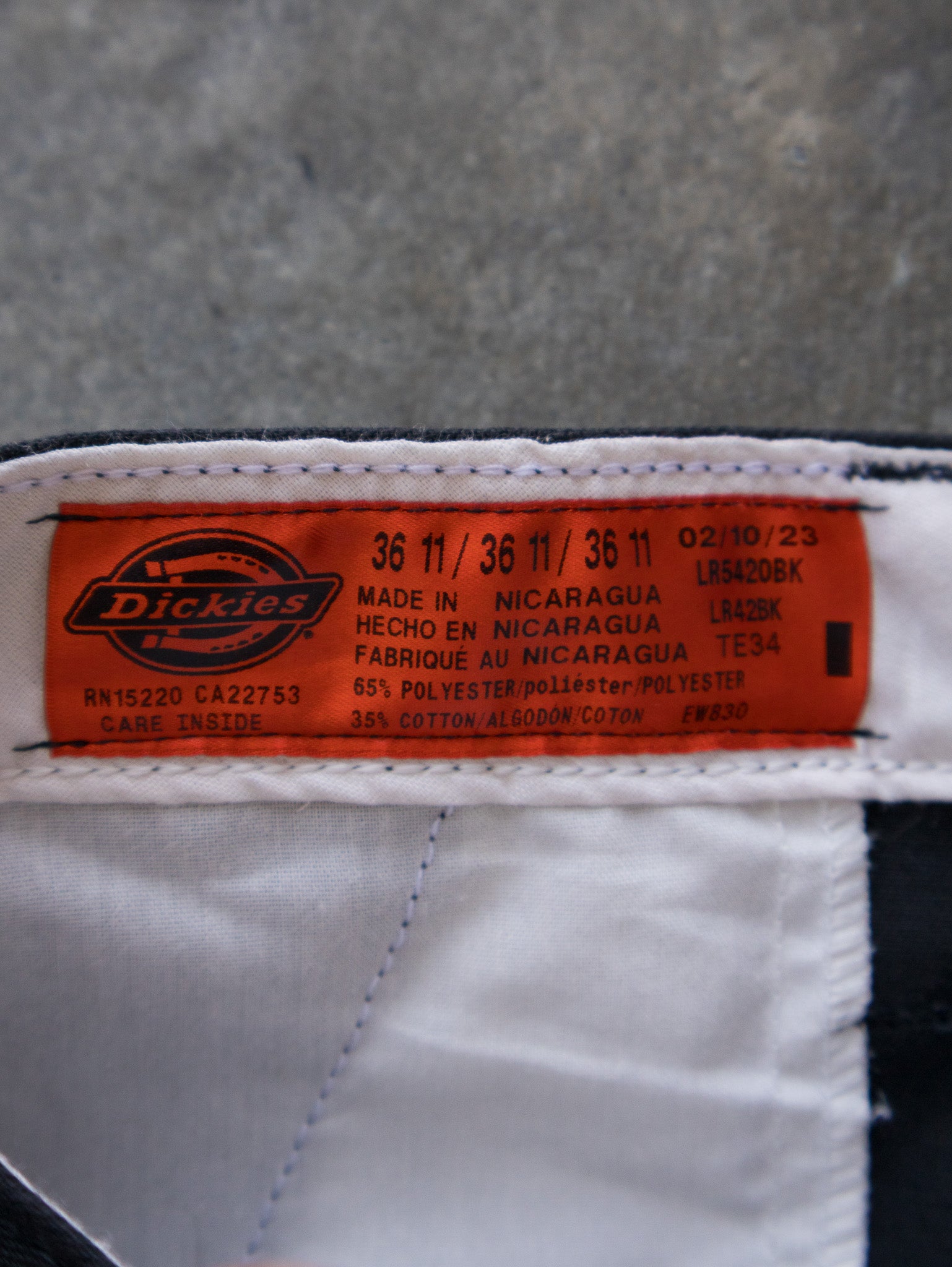 Black Dickies Cargo Shorts (W36)