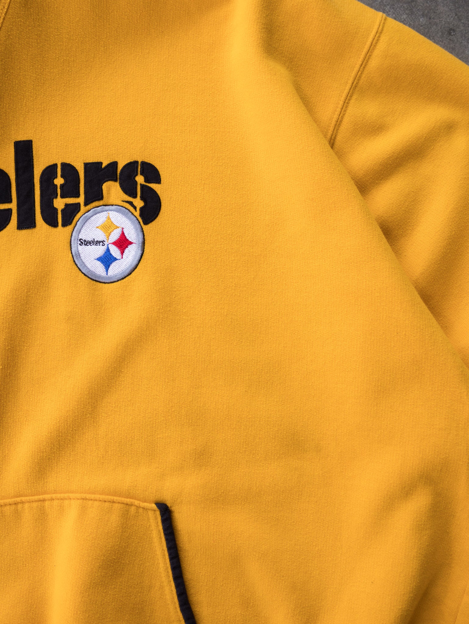 Vintage Yellow Pittsburgh Steelers Hoodie (2XL)