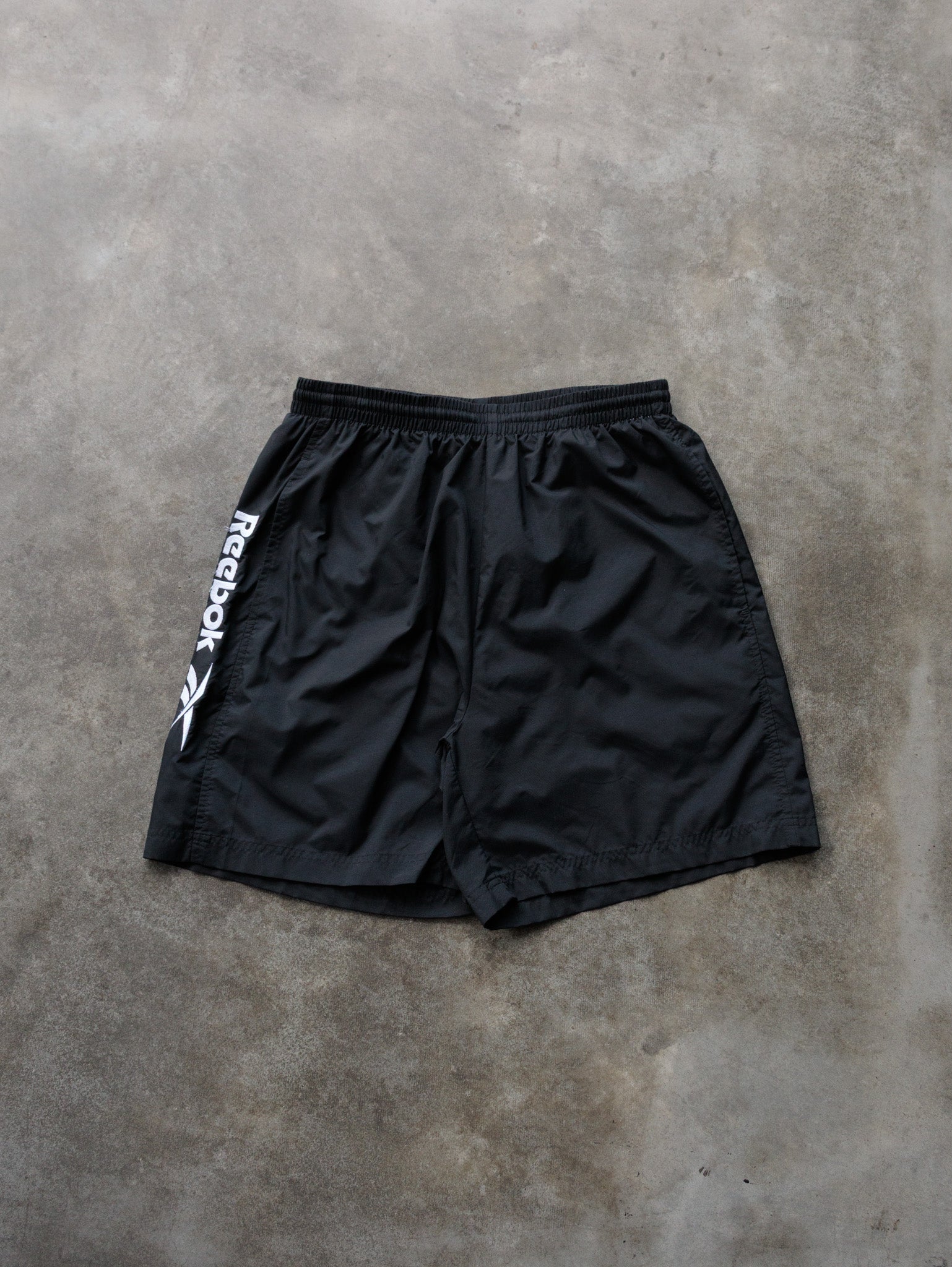 Vintage 00s Black Reebok Shorts (L)