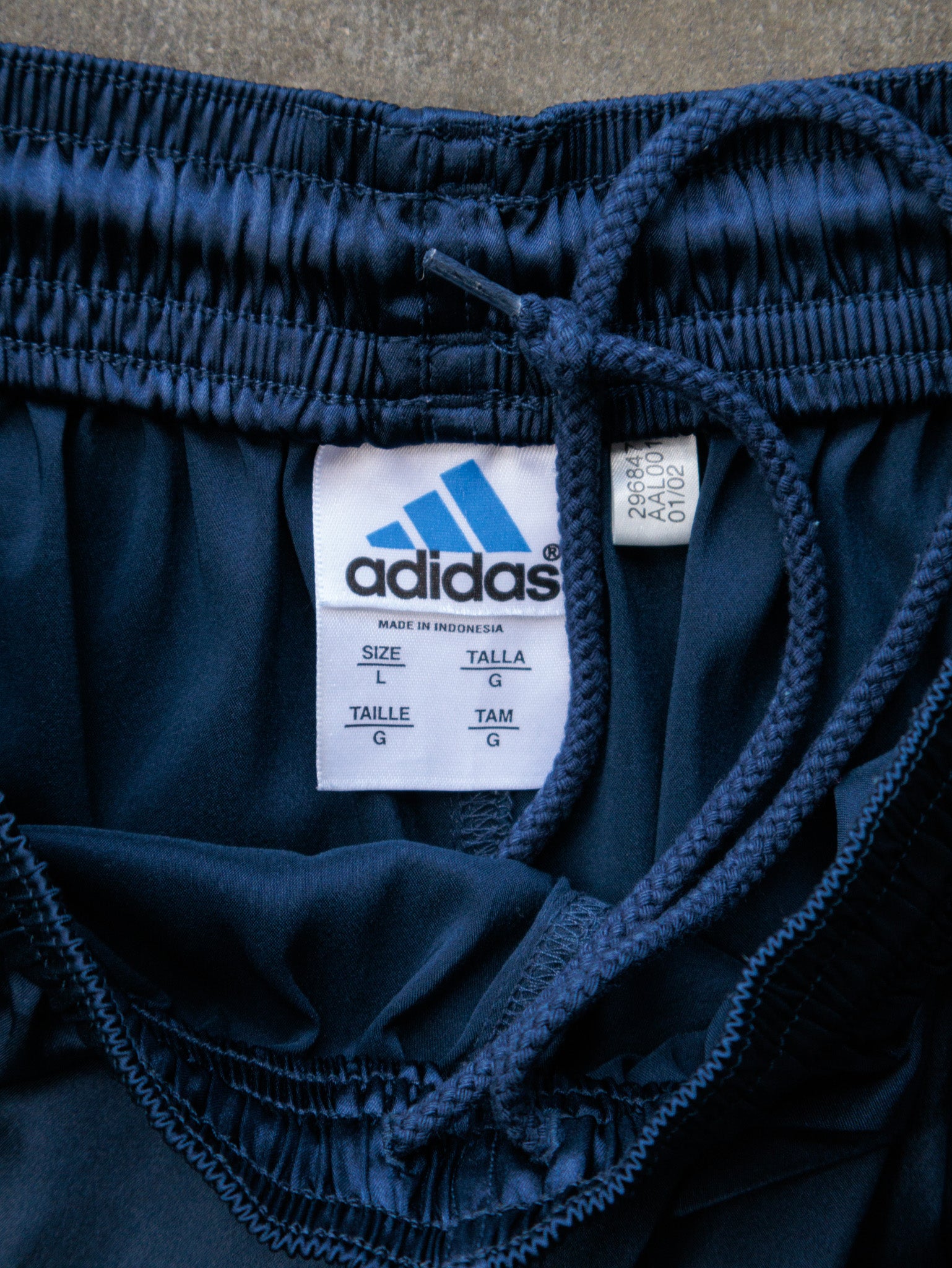 Vintage 00s Navy Adidas Shorts (L)