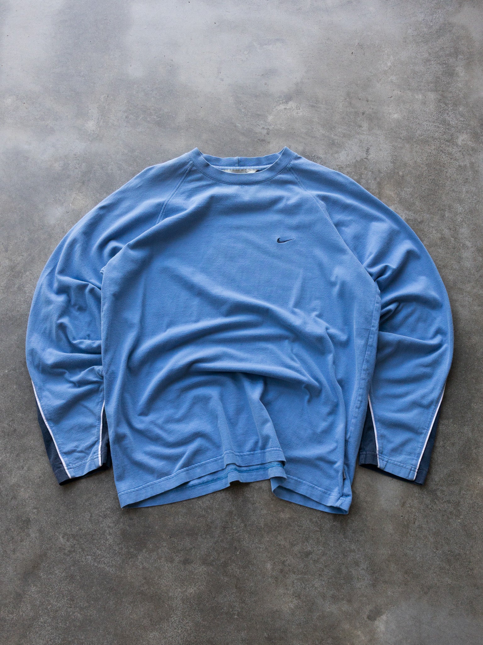 Vintage 00s Blue Nike Swoosh Long Sleeve (L)