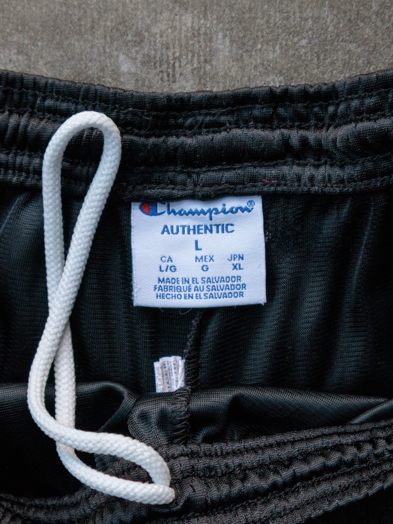 Vintage 00s Black Champion Mesh Shorts (L)