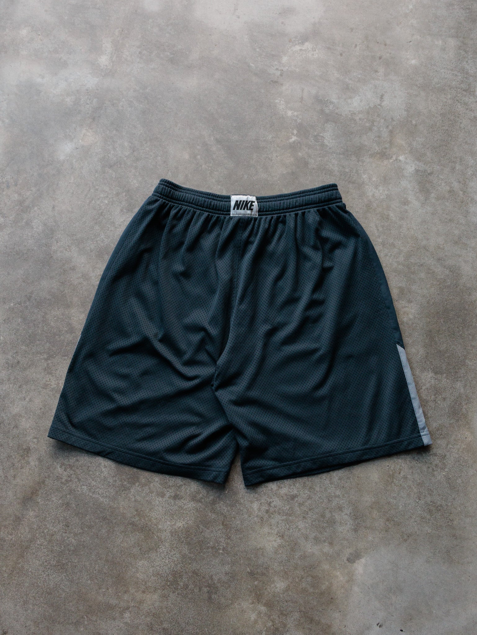Vintage Black Nike Dri-Fit Mesh Shorts (L)